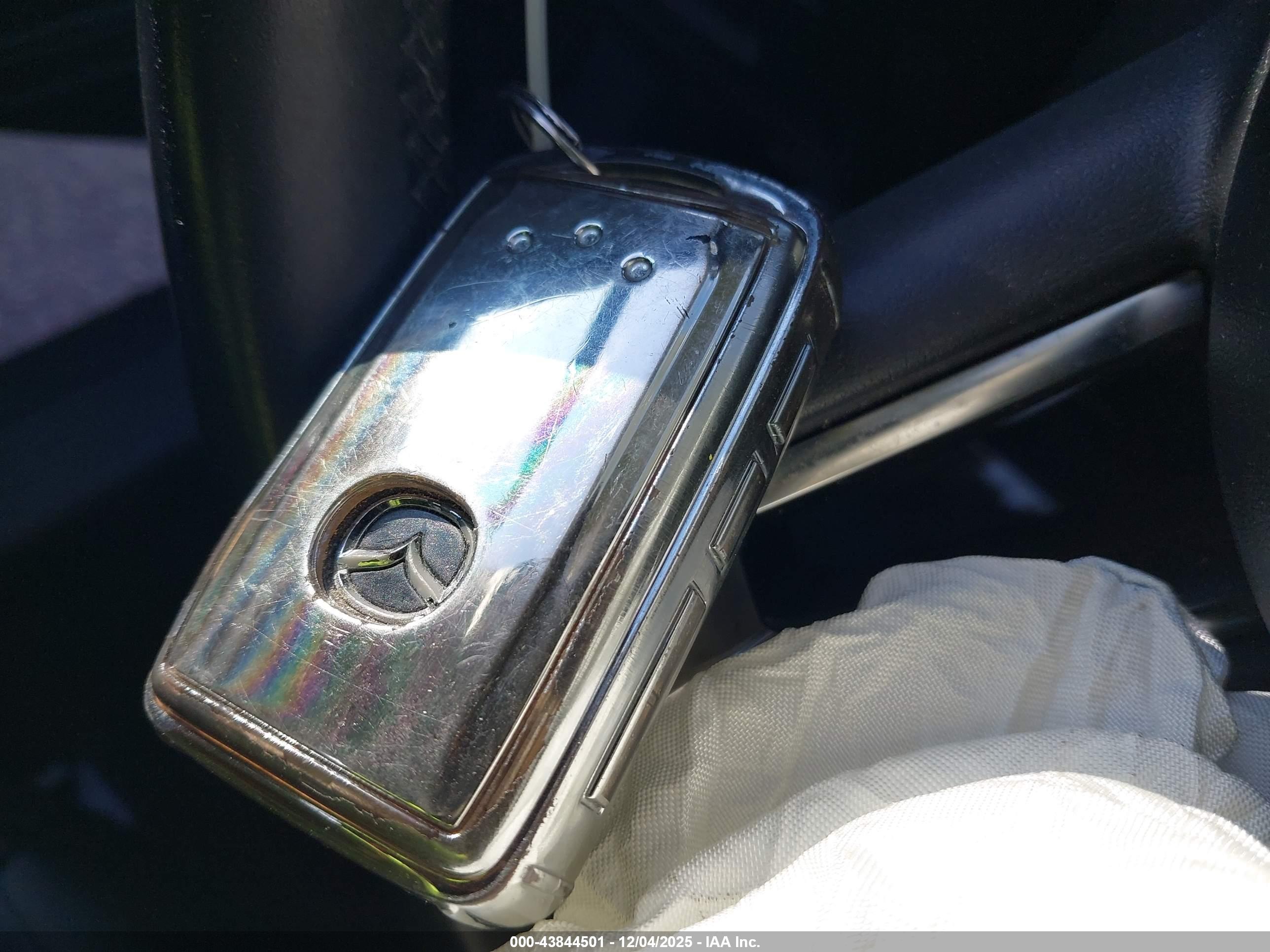MAZDA MAZDA3 image 11