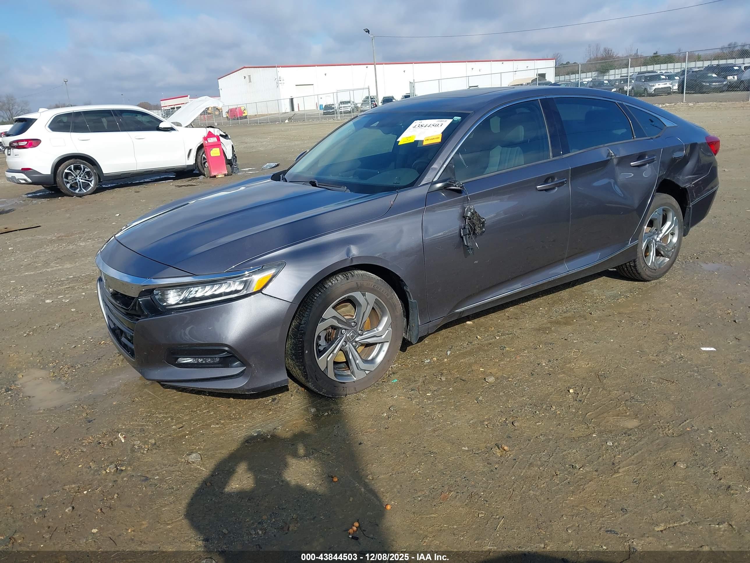 HONDA ACCORD image 2