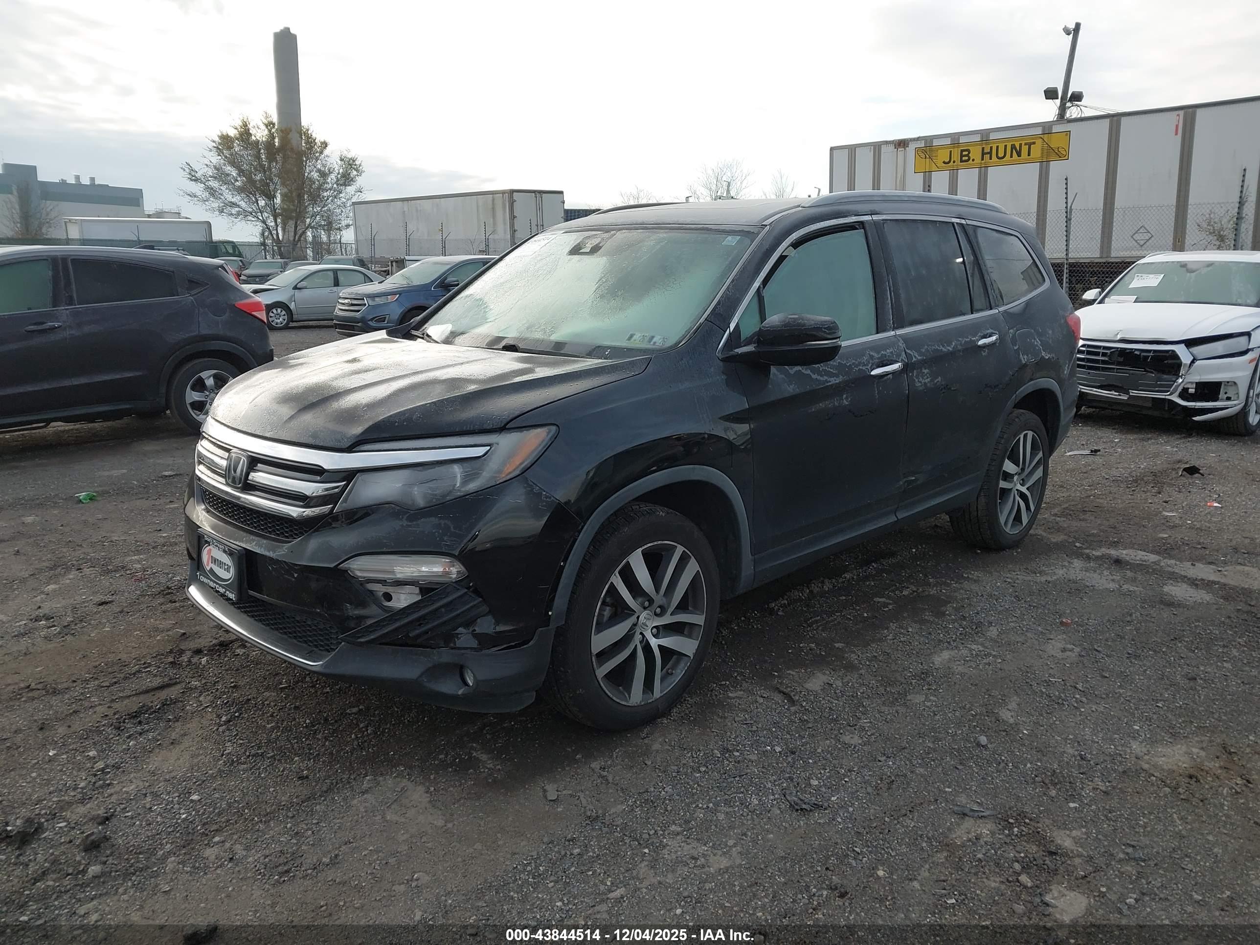 HONDA PILOT image 2