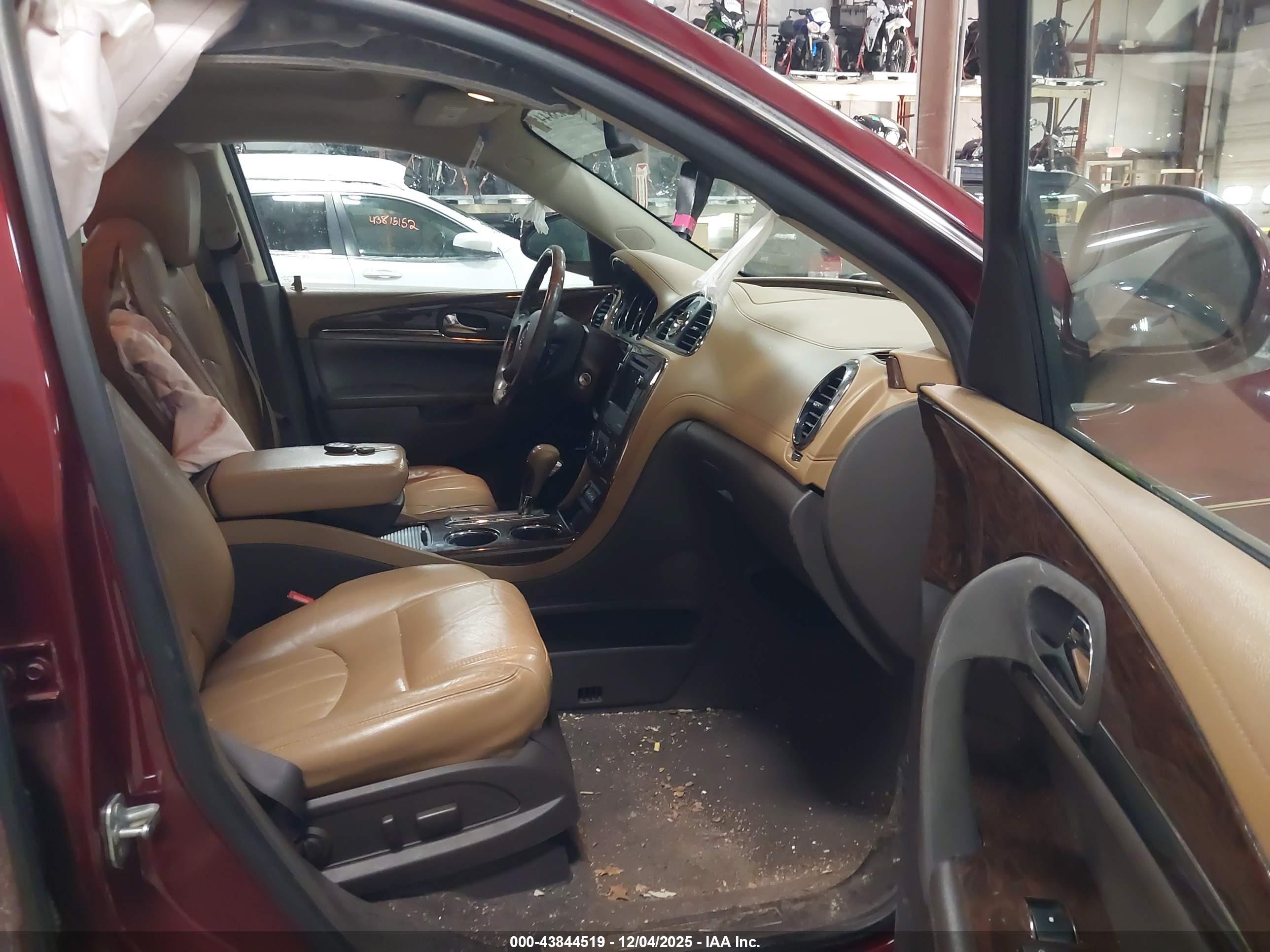 BUICK ENCLAVE image 5