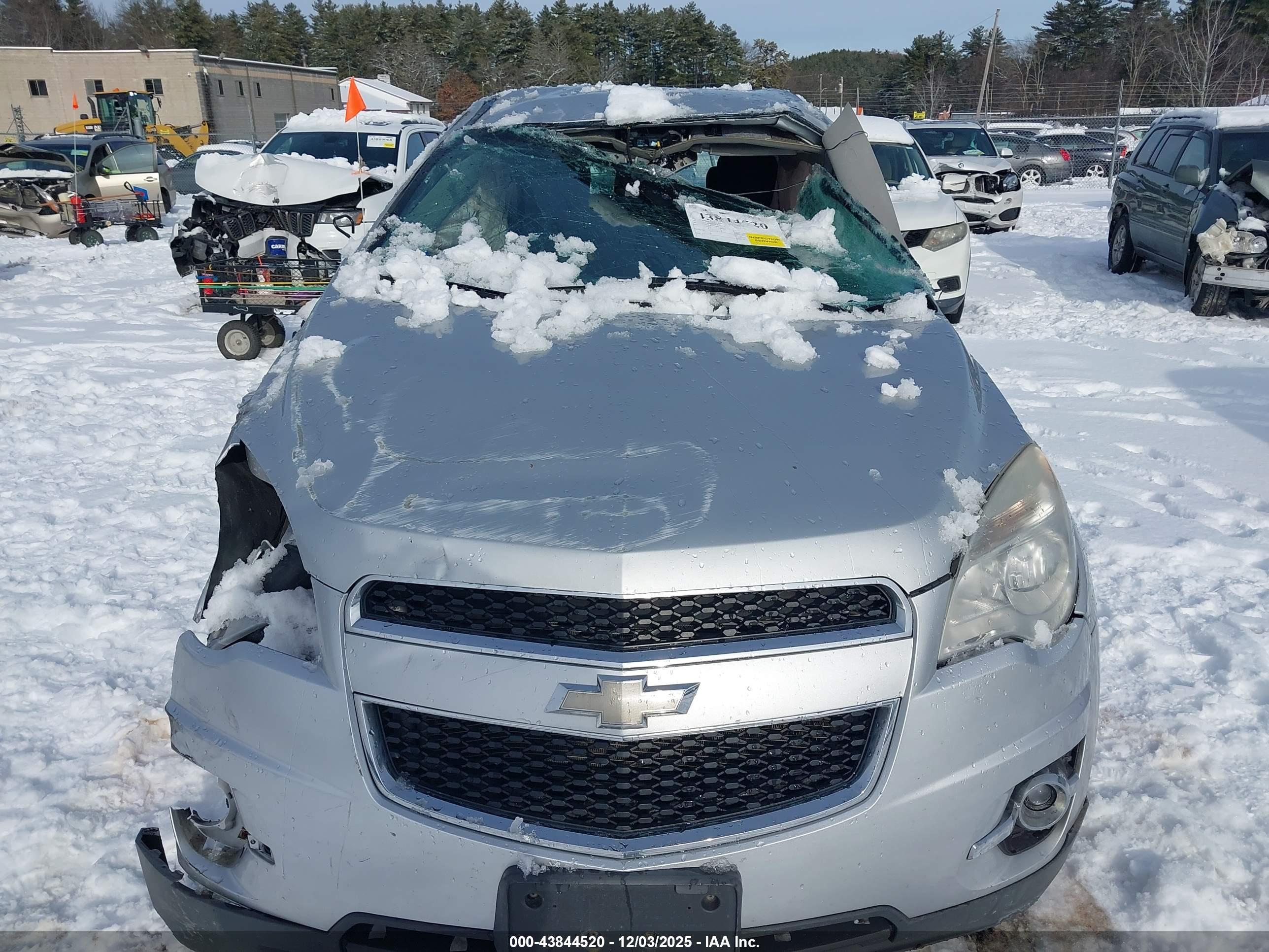 CHEVROLET EQUINOX image 10