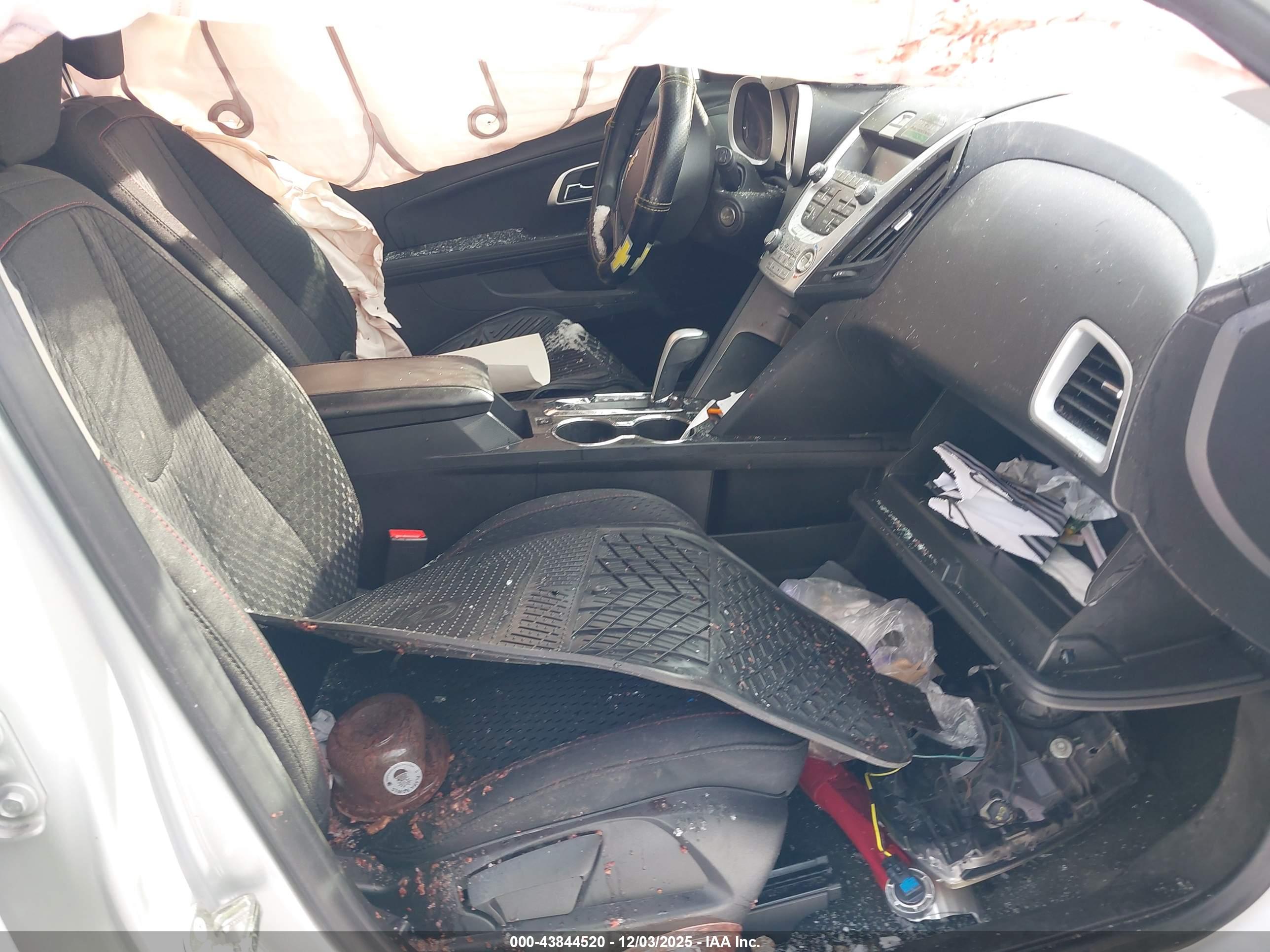 CHEVROLET EQUINOX image 5
