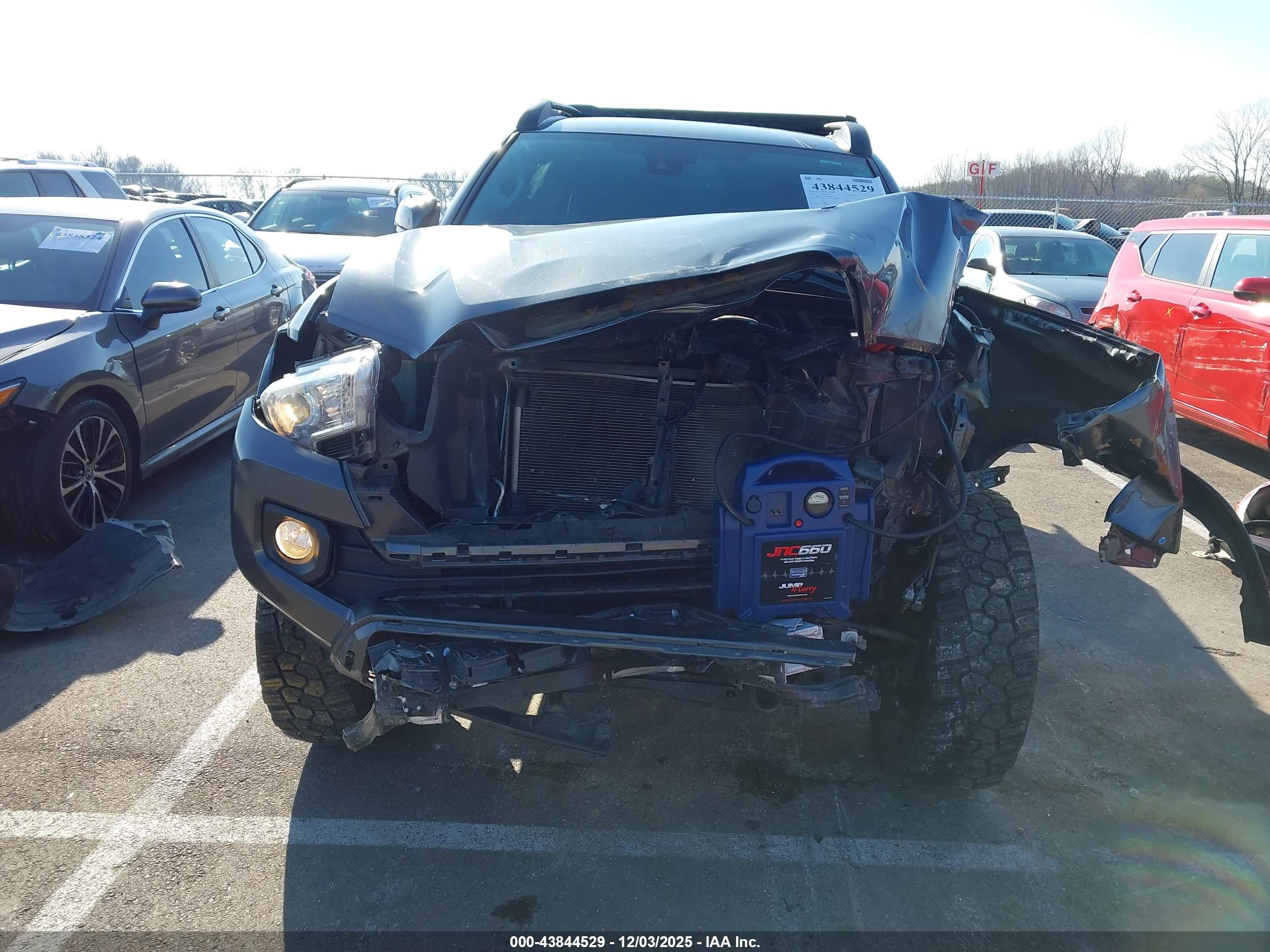 TOYOTA TACOMA image 6