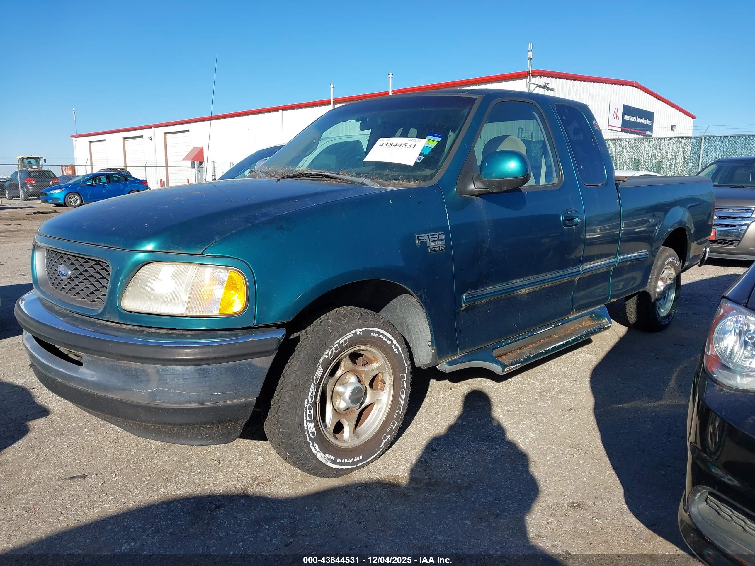 FORD F-150 image 2