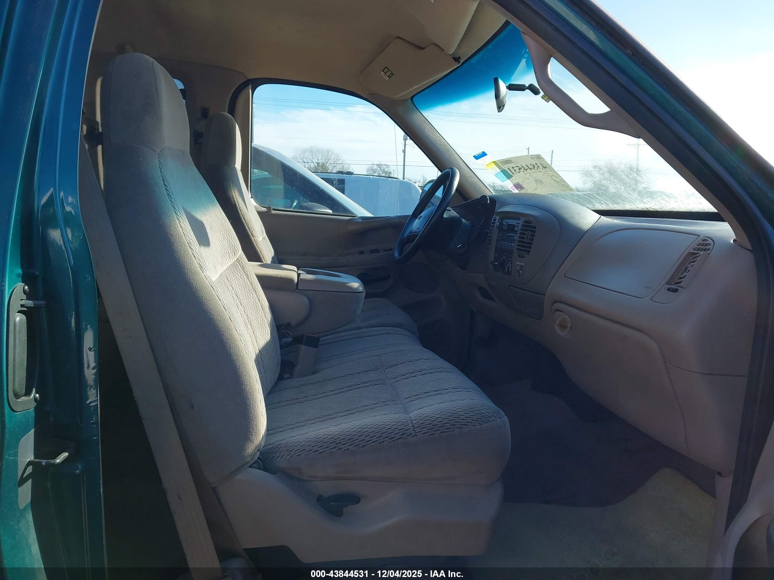 FORD F-150 image 5
