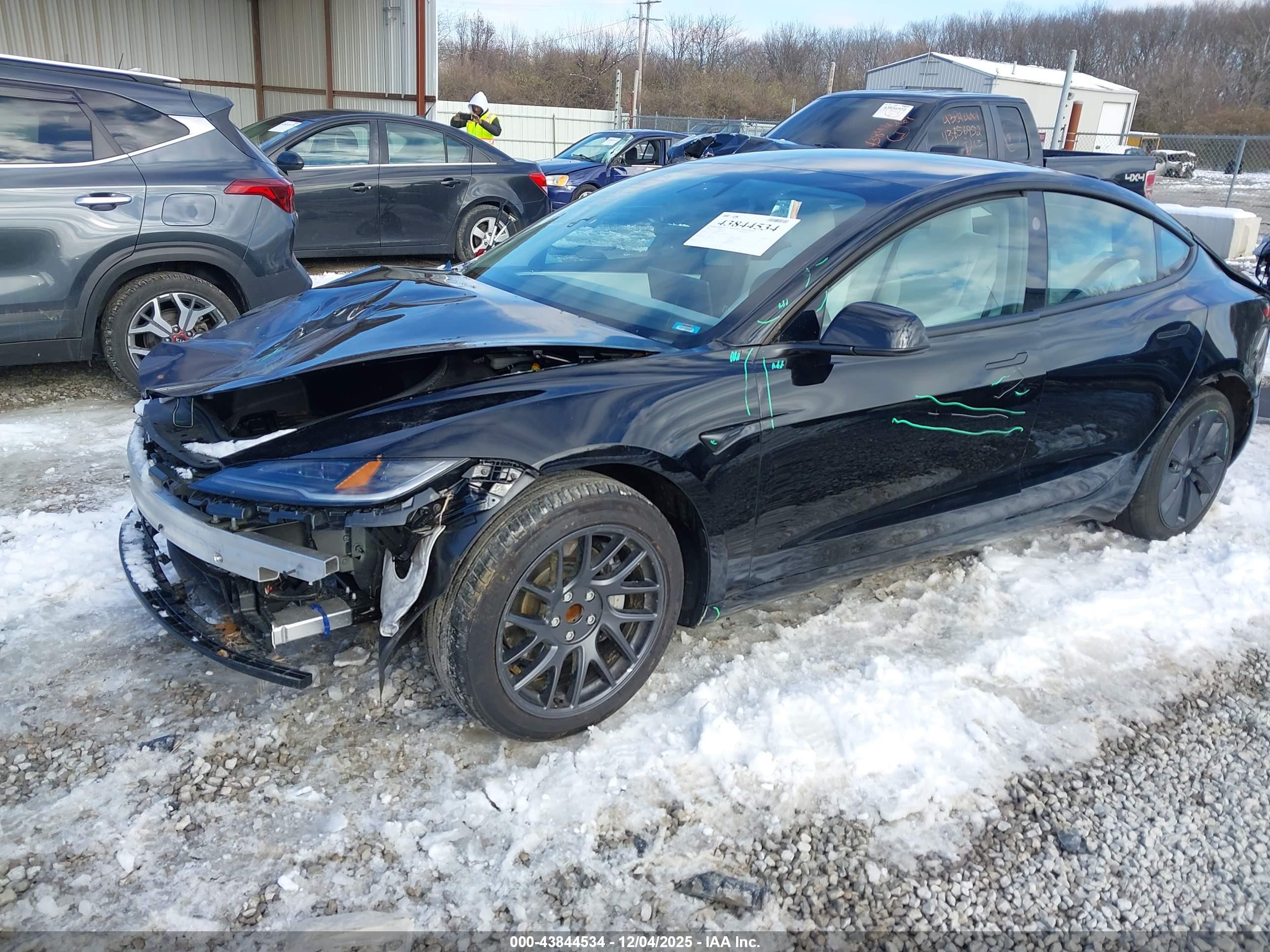 TESLA MODEL image 2