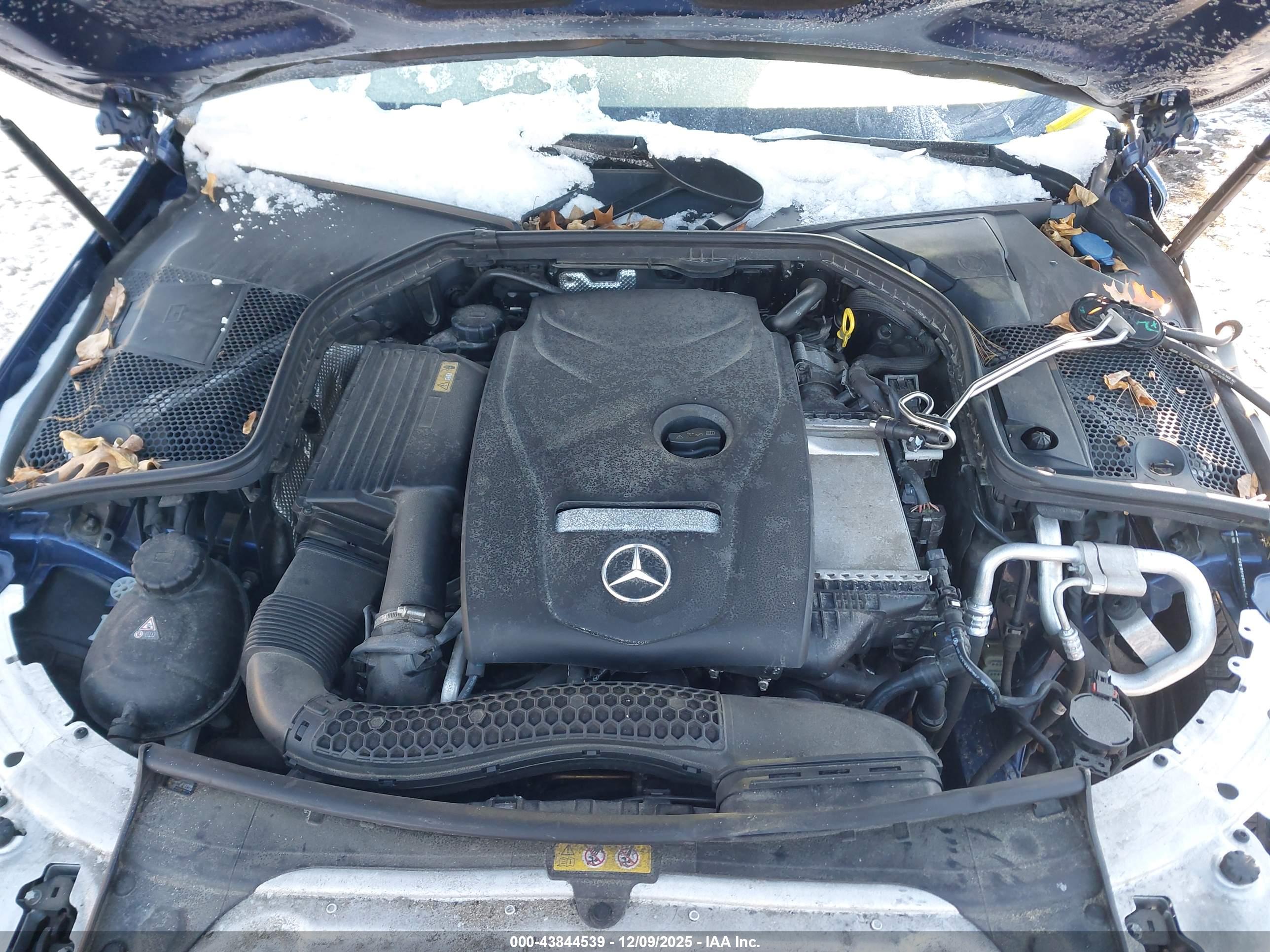MERCEDES-BENZ C image 10