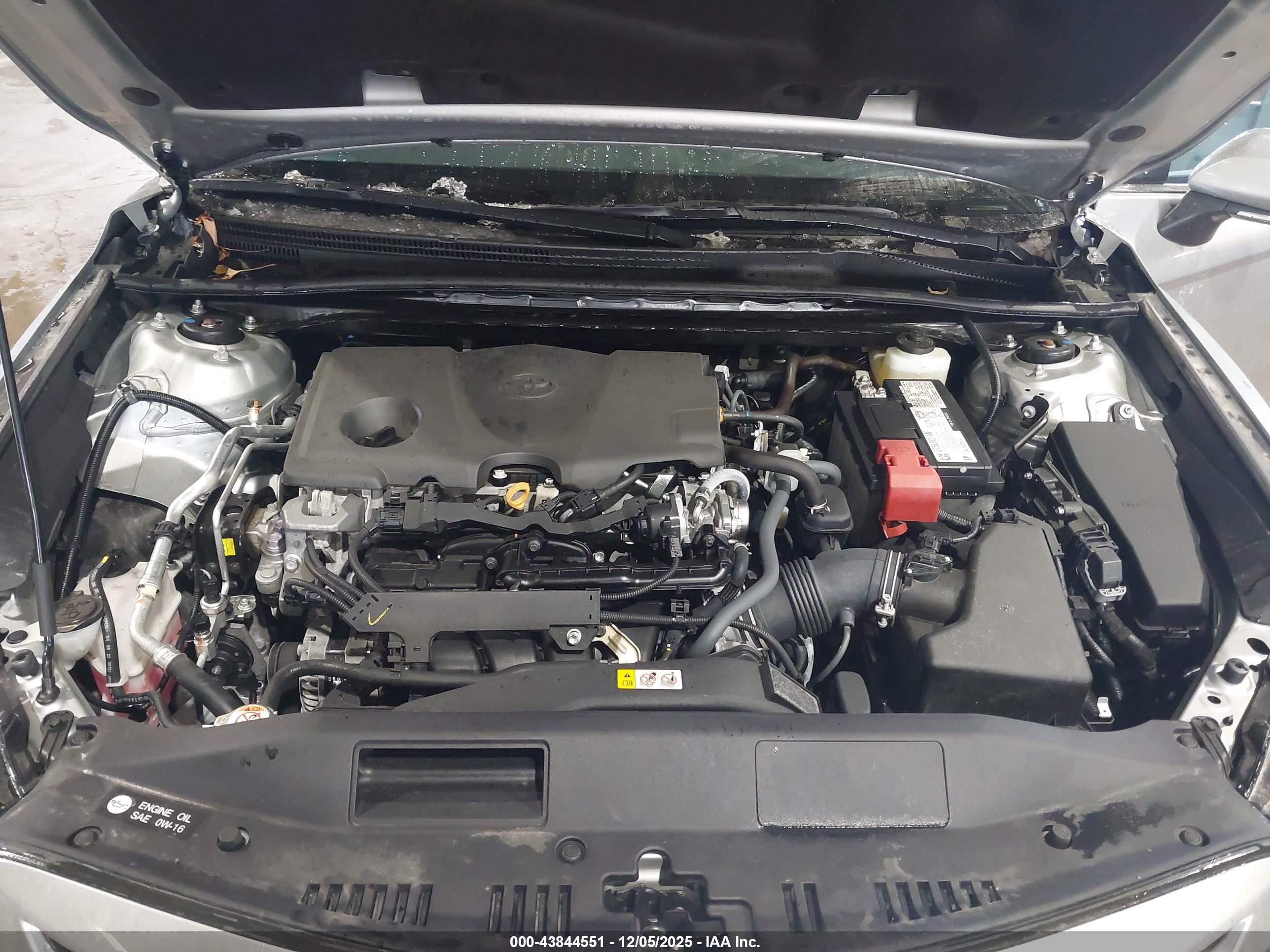 TOYOTA CAMRY image 10
