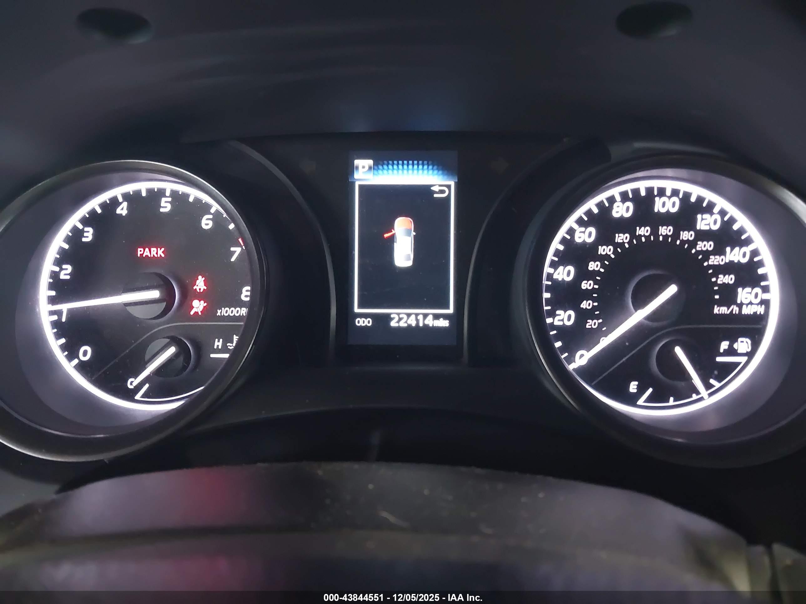 TOYOTA CAMRY image 7