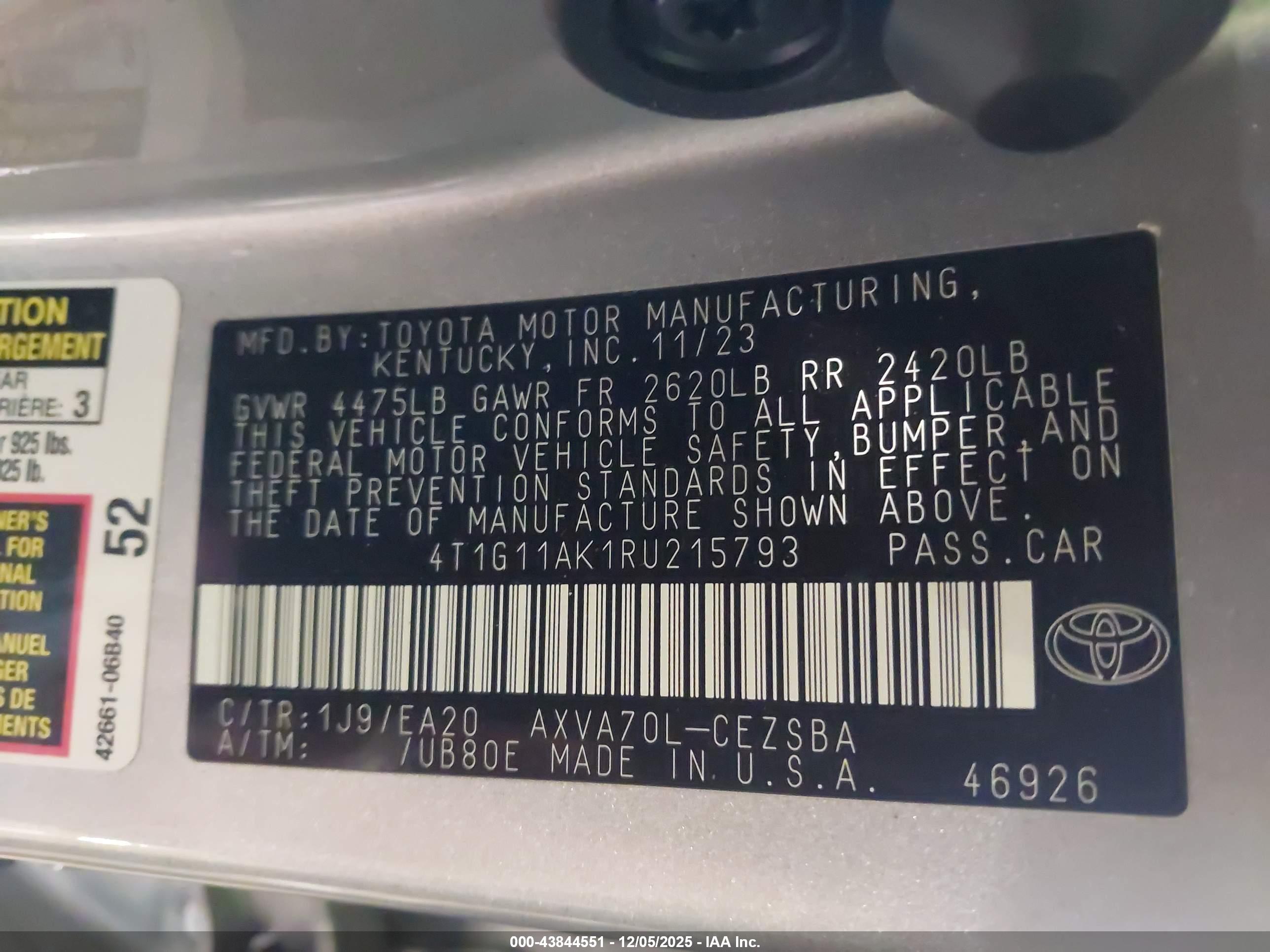 TOYOTA CAMRY image 9