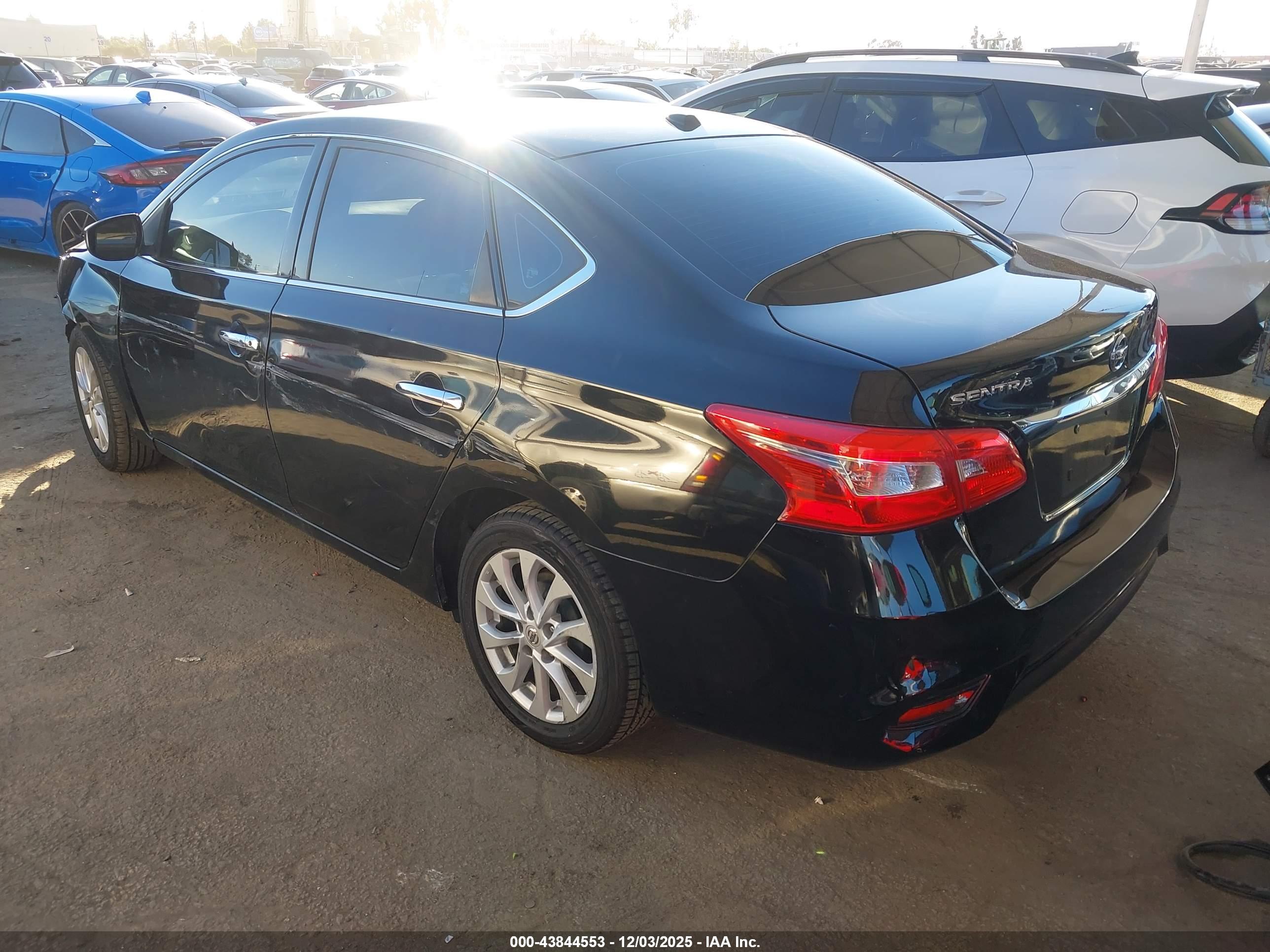 NISSAN SENTRA image 3