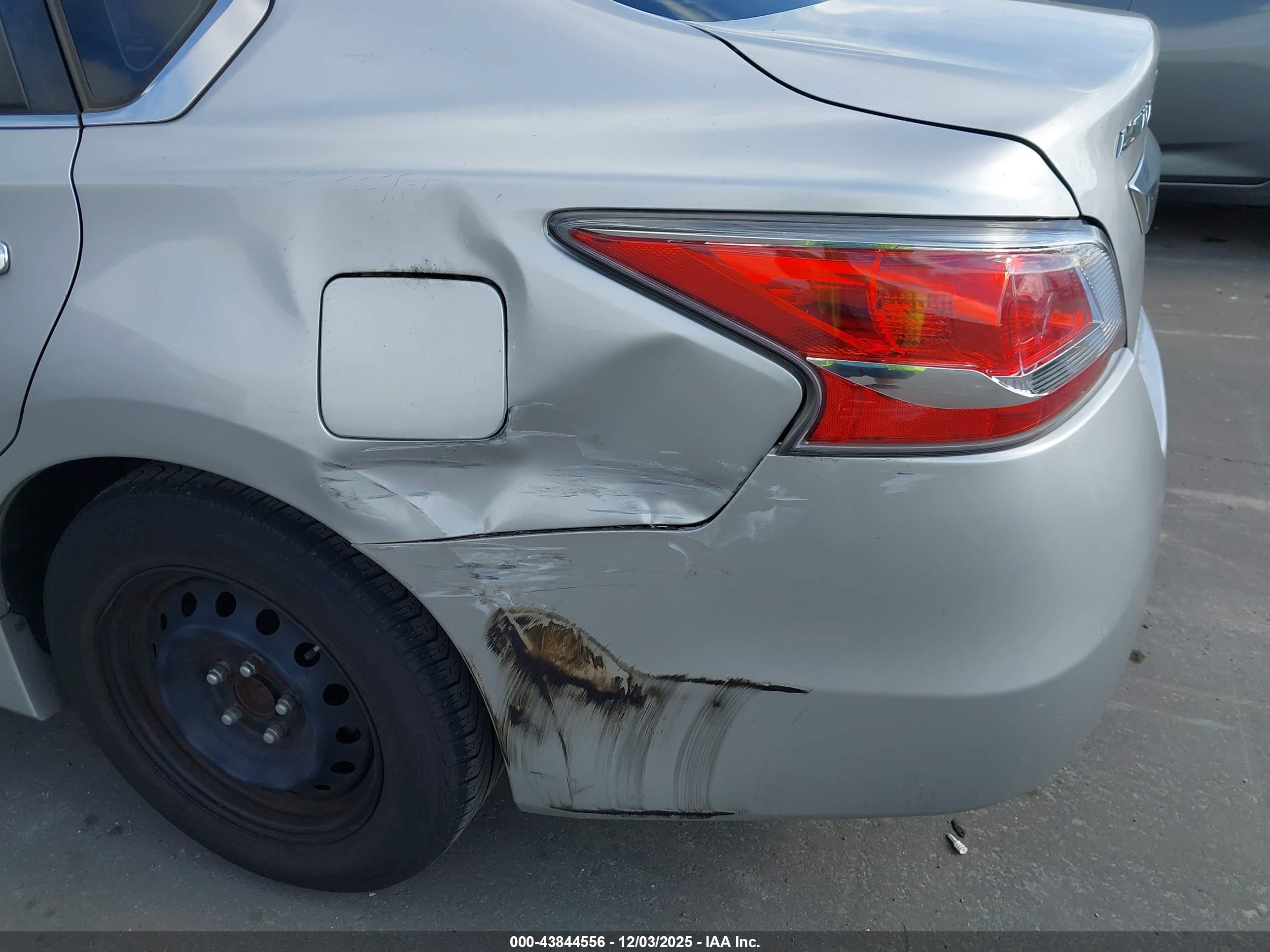 NISSAN ALTIMA image 6