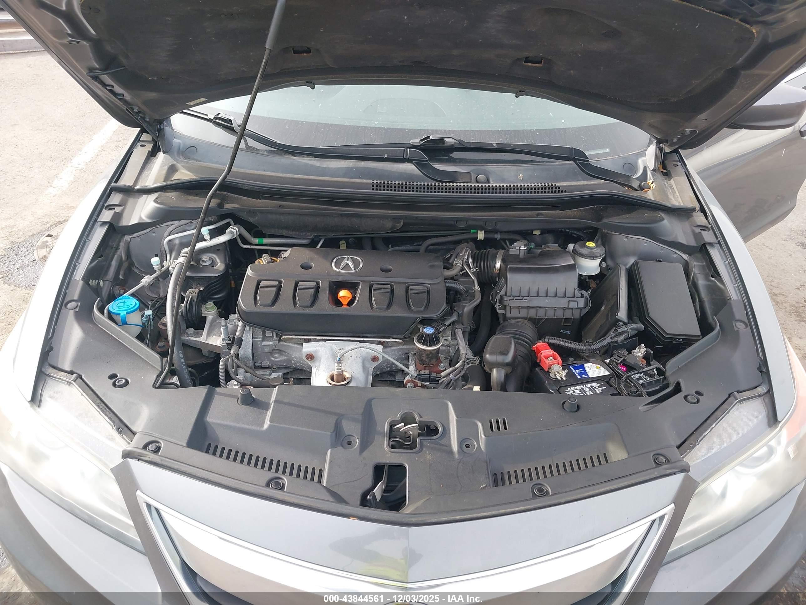 ACURA ILX image 10
