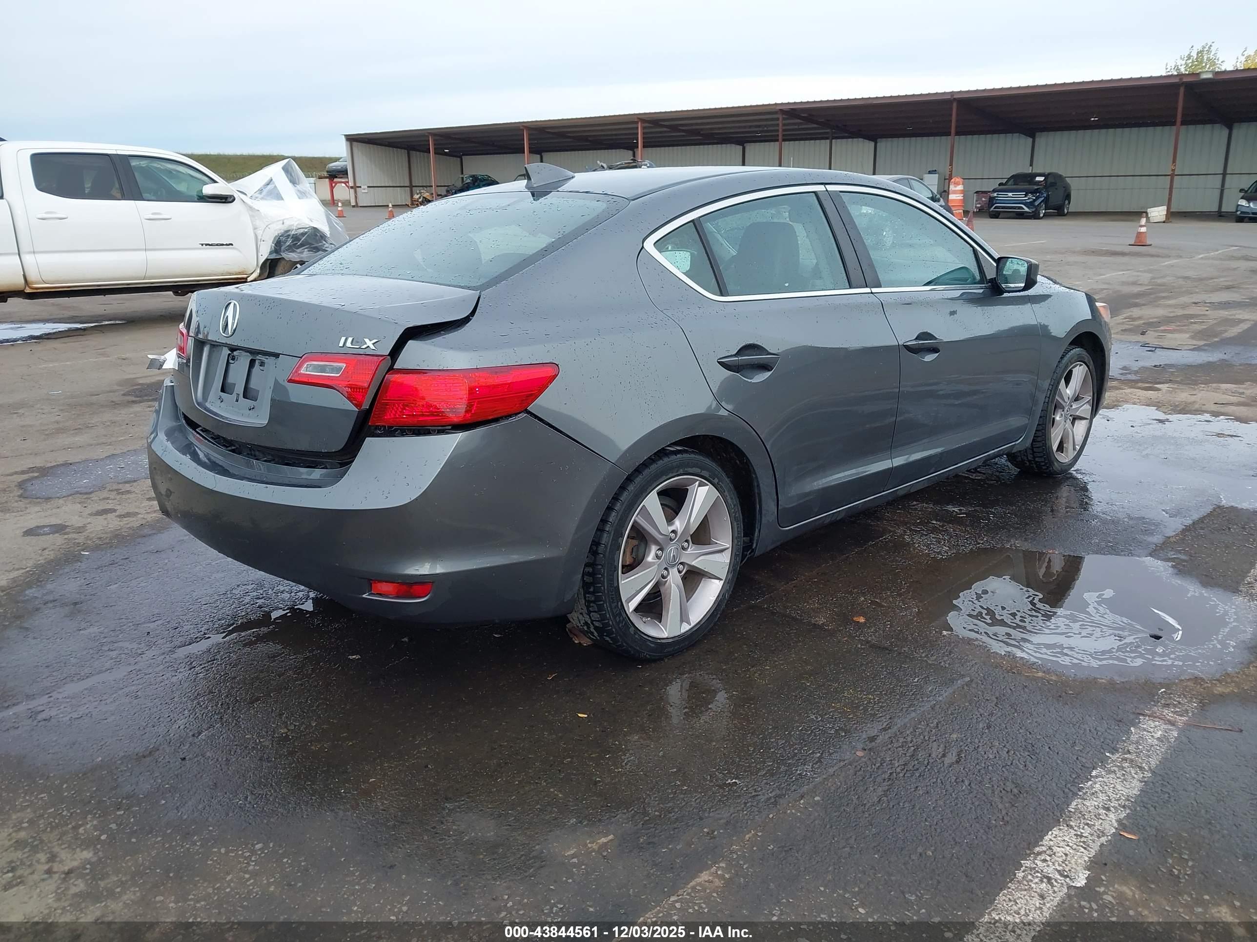 ACURA ILX image 4