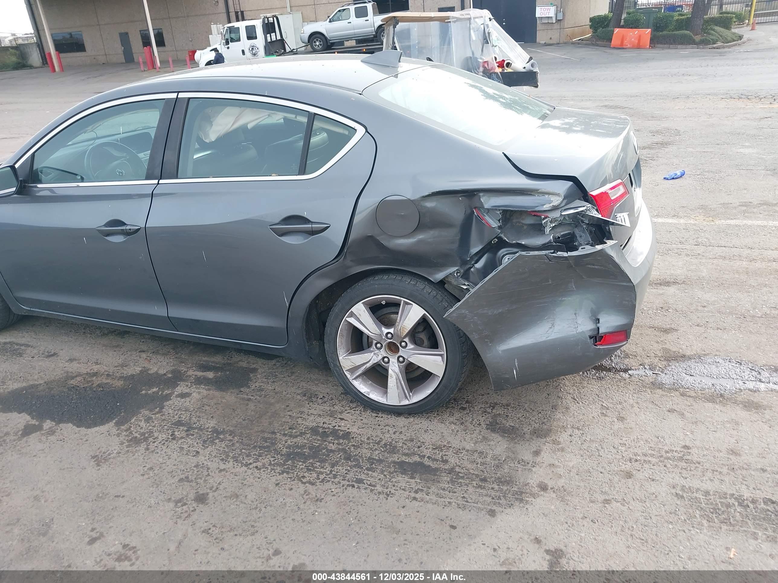 ACURA ILX image 6