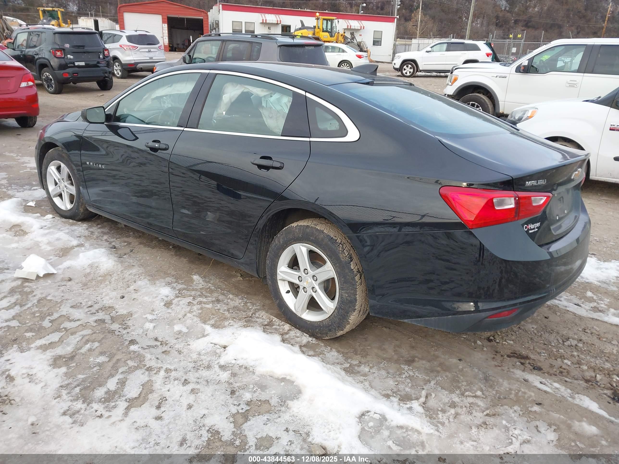 CHEVROLET MALIBU image 3