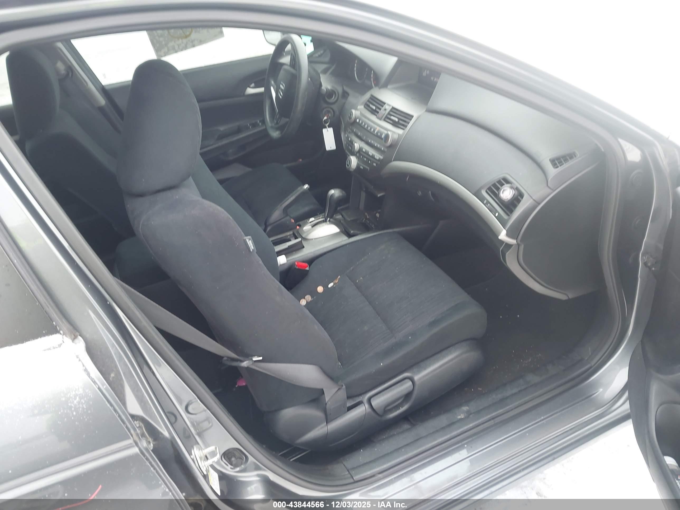 HONDA ACCORD image 5