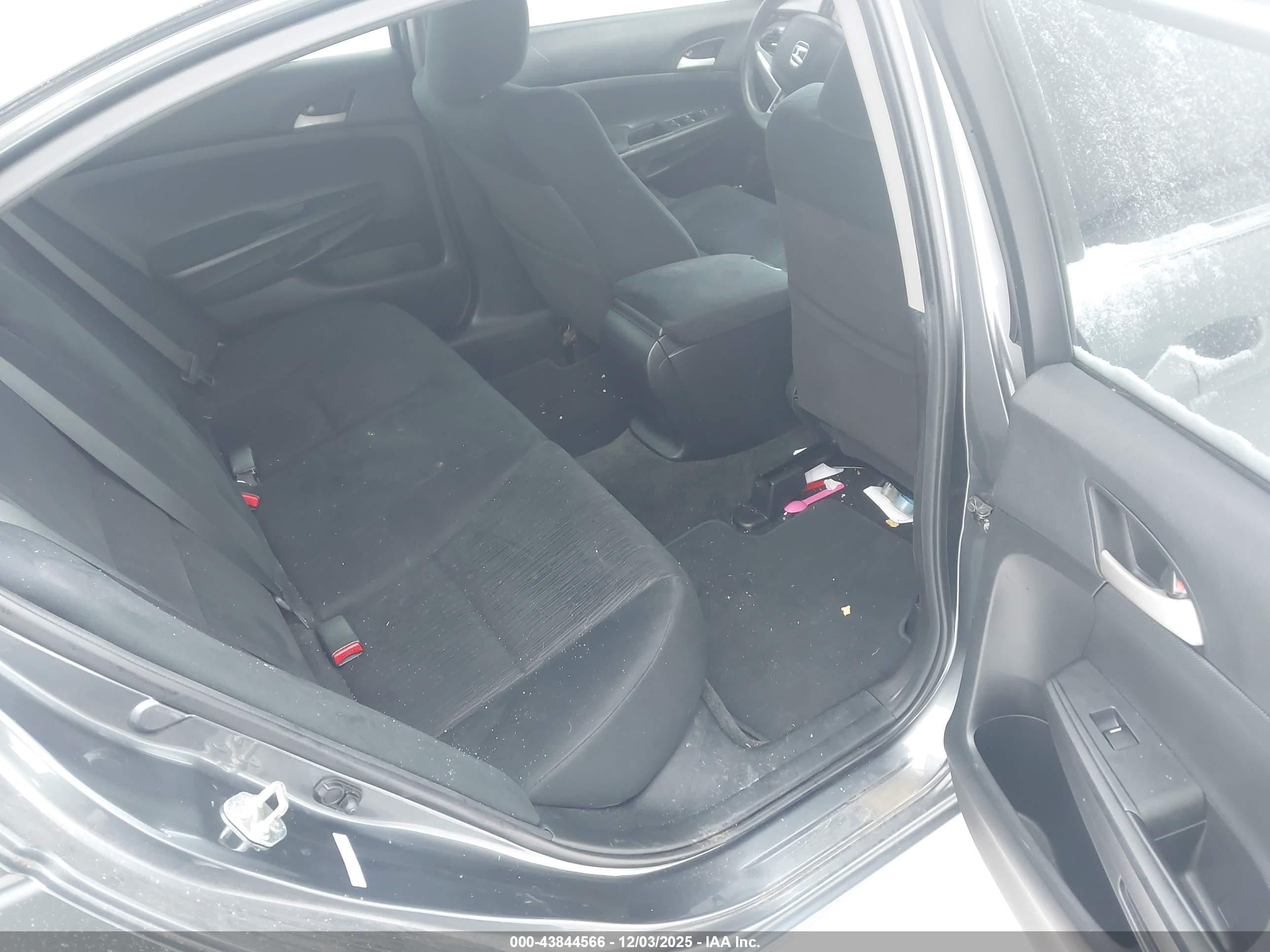 HONDA ACCORD image 8