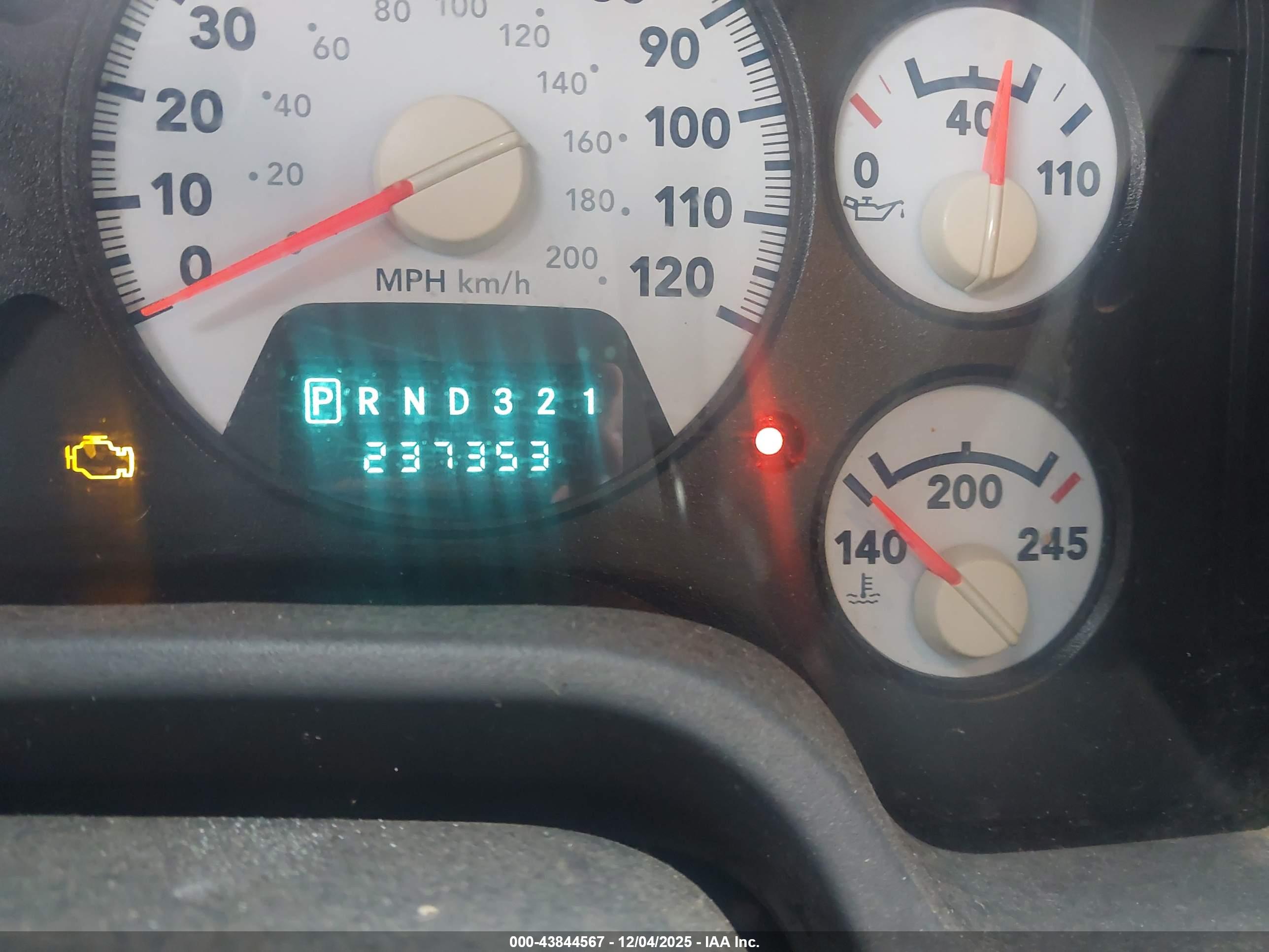 DODGE RAM image 6