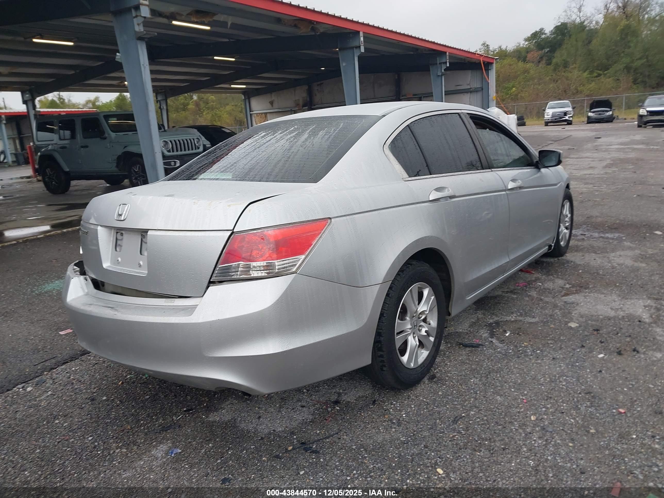 HONDA ACCORD image 4