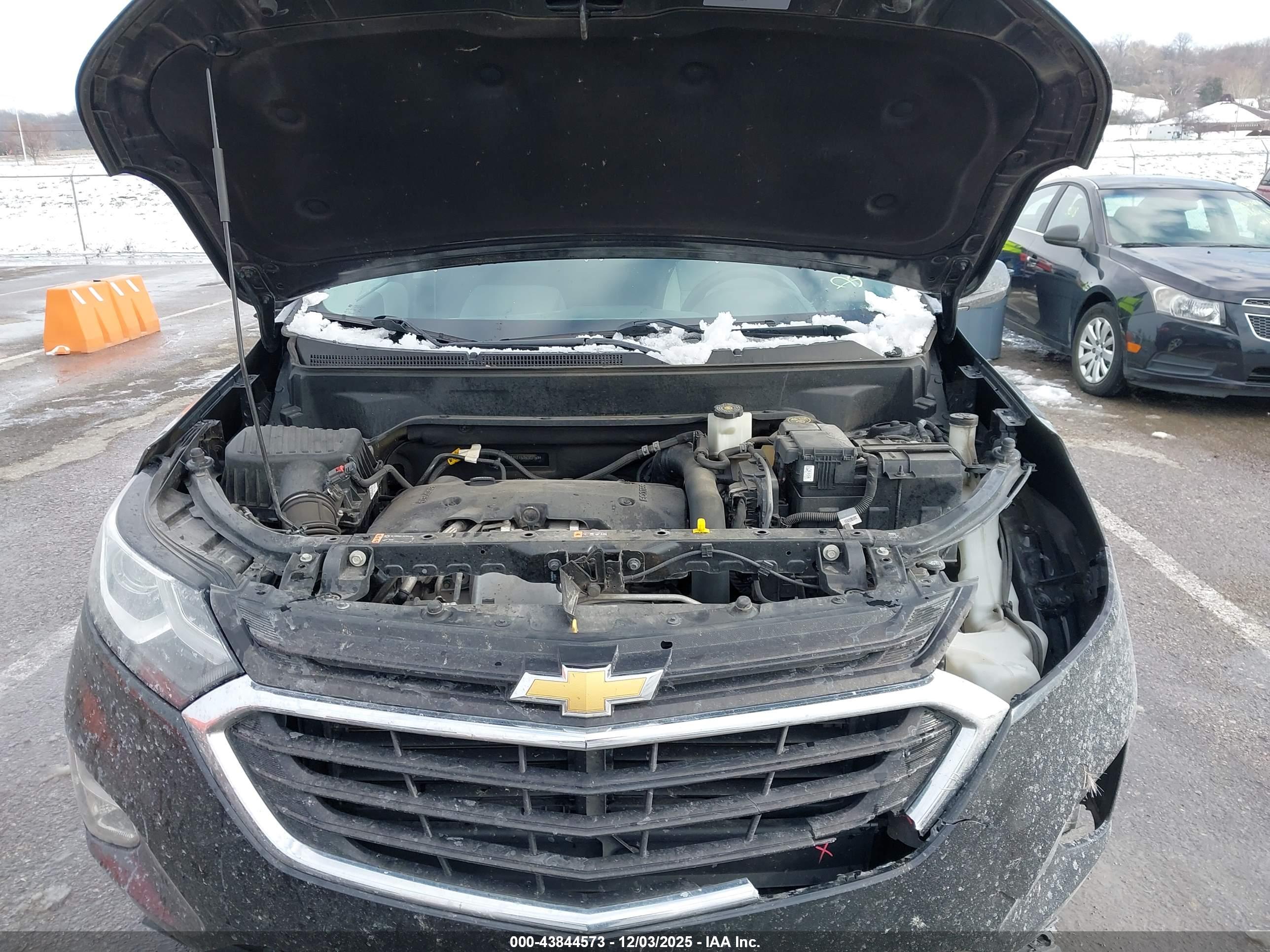 CHEVROLET EQUINOX image 10