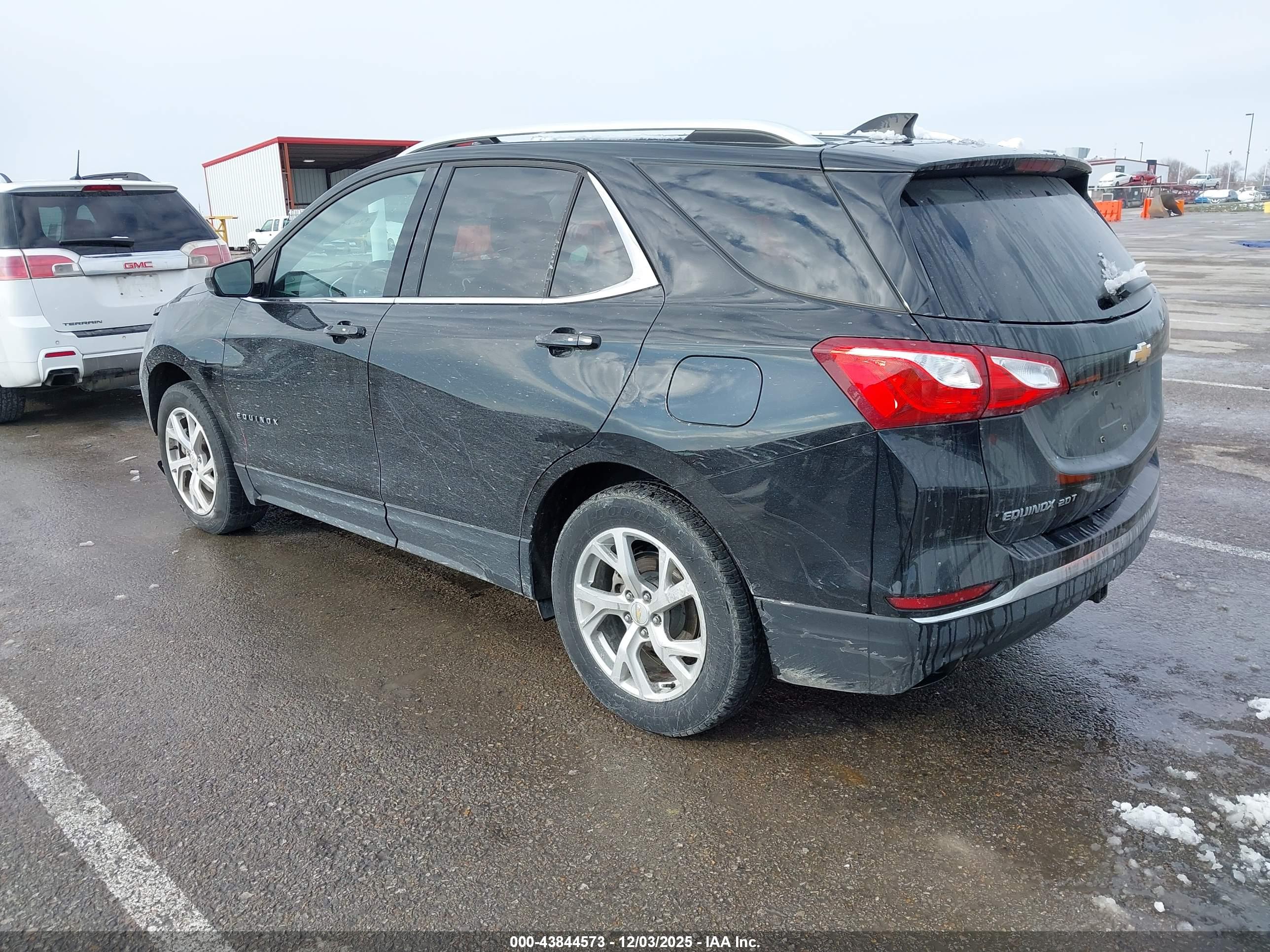 CHEVROLET EQUINOX image 3