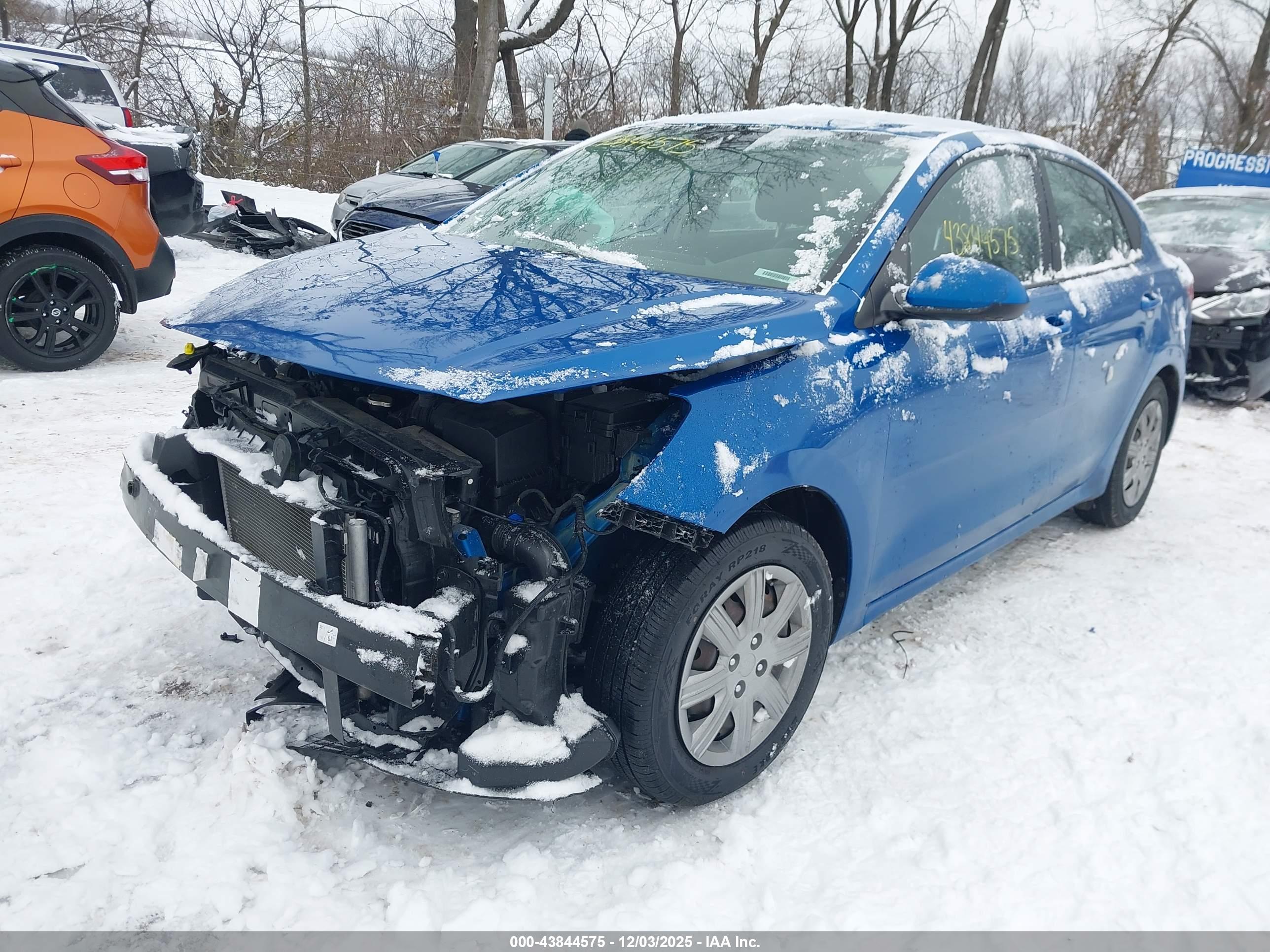 KIA RIO image 6