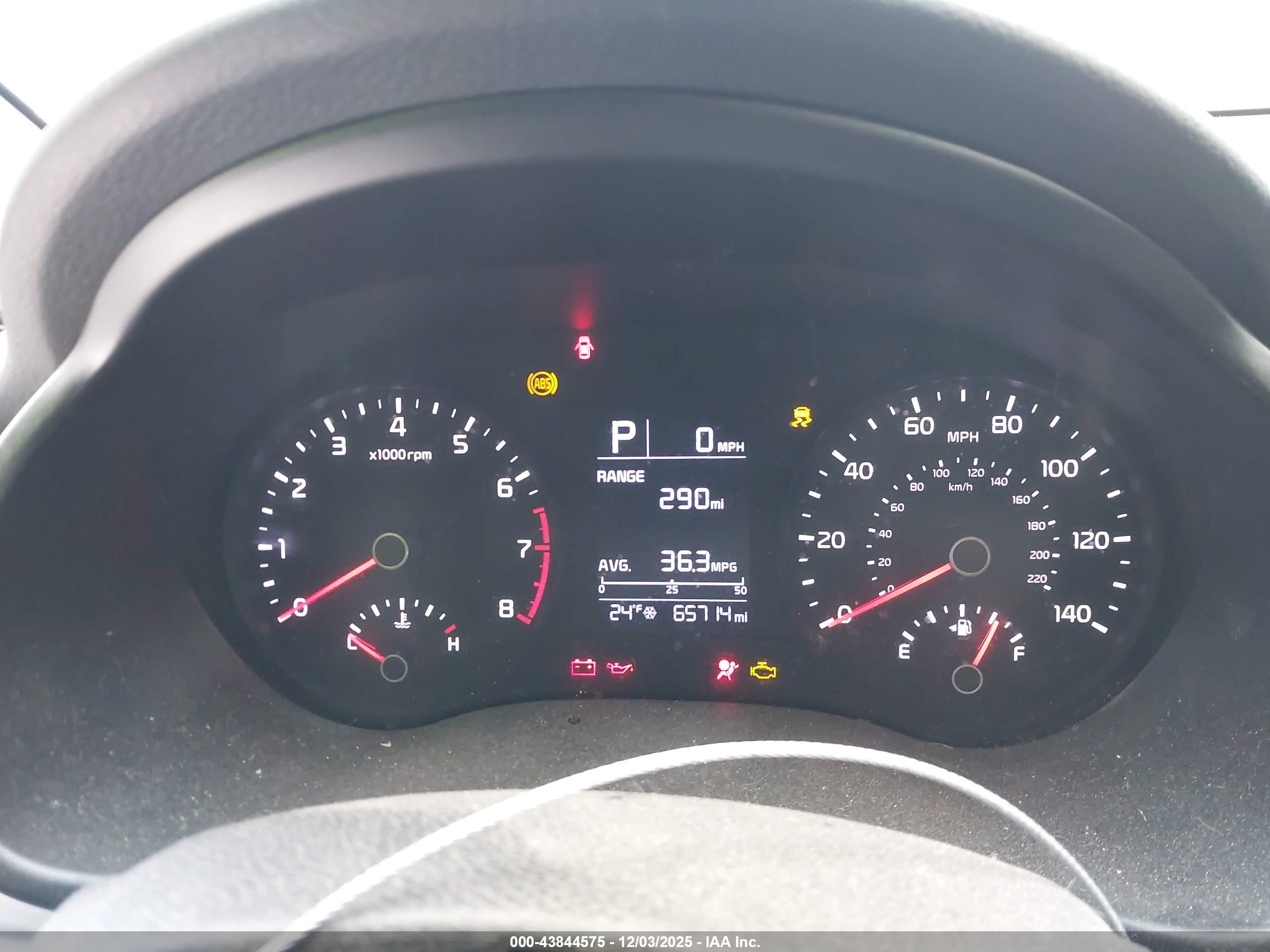 KIA RIO image 7
