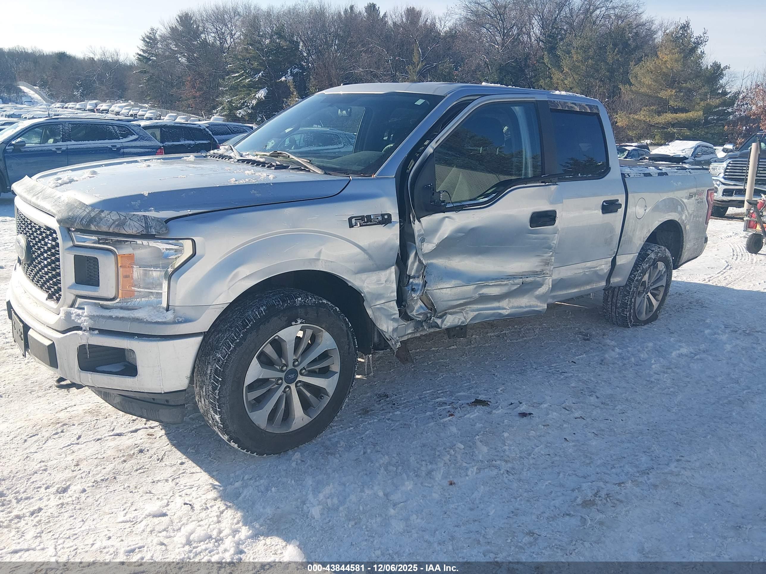 FORD F-150 image 2
