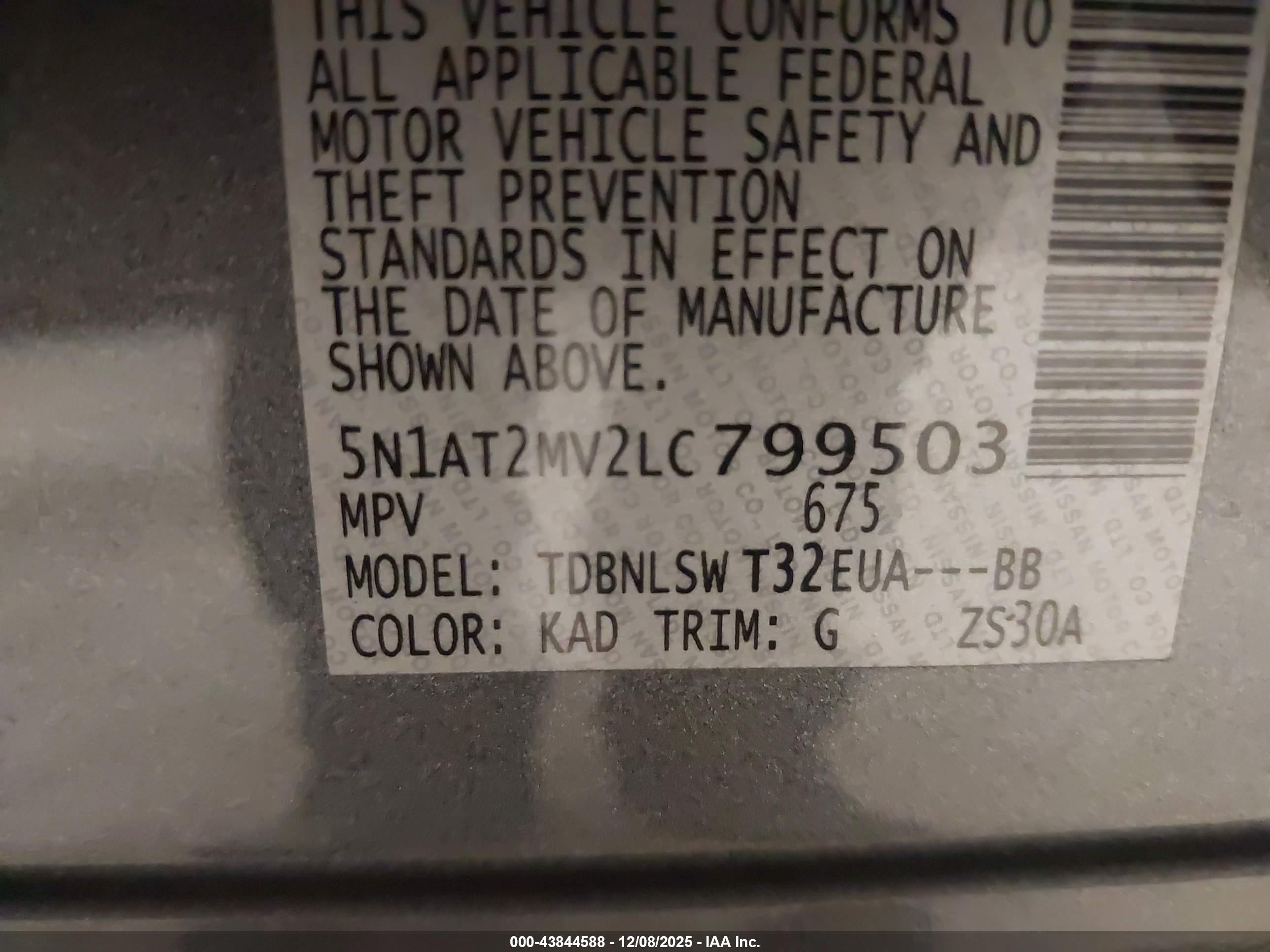NISSAN ROGUE image 9