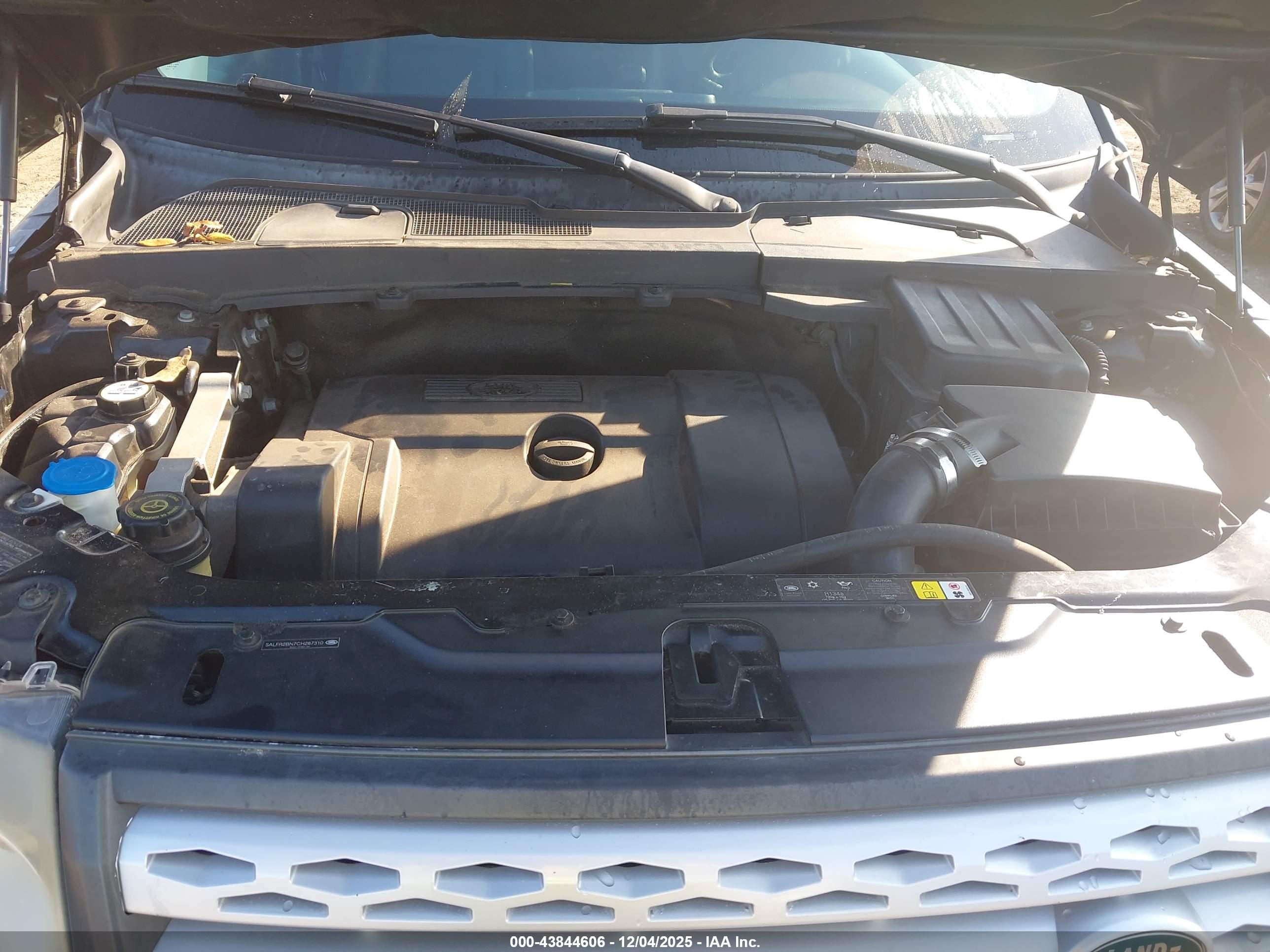 LAND ROVER image 10
