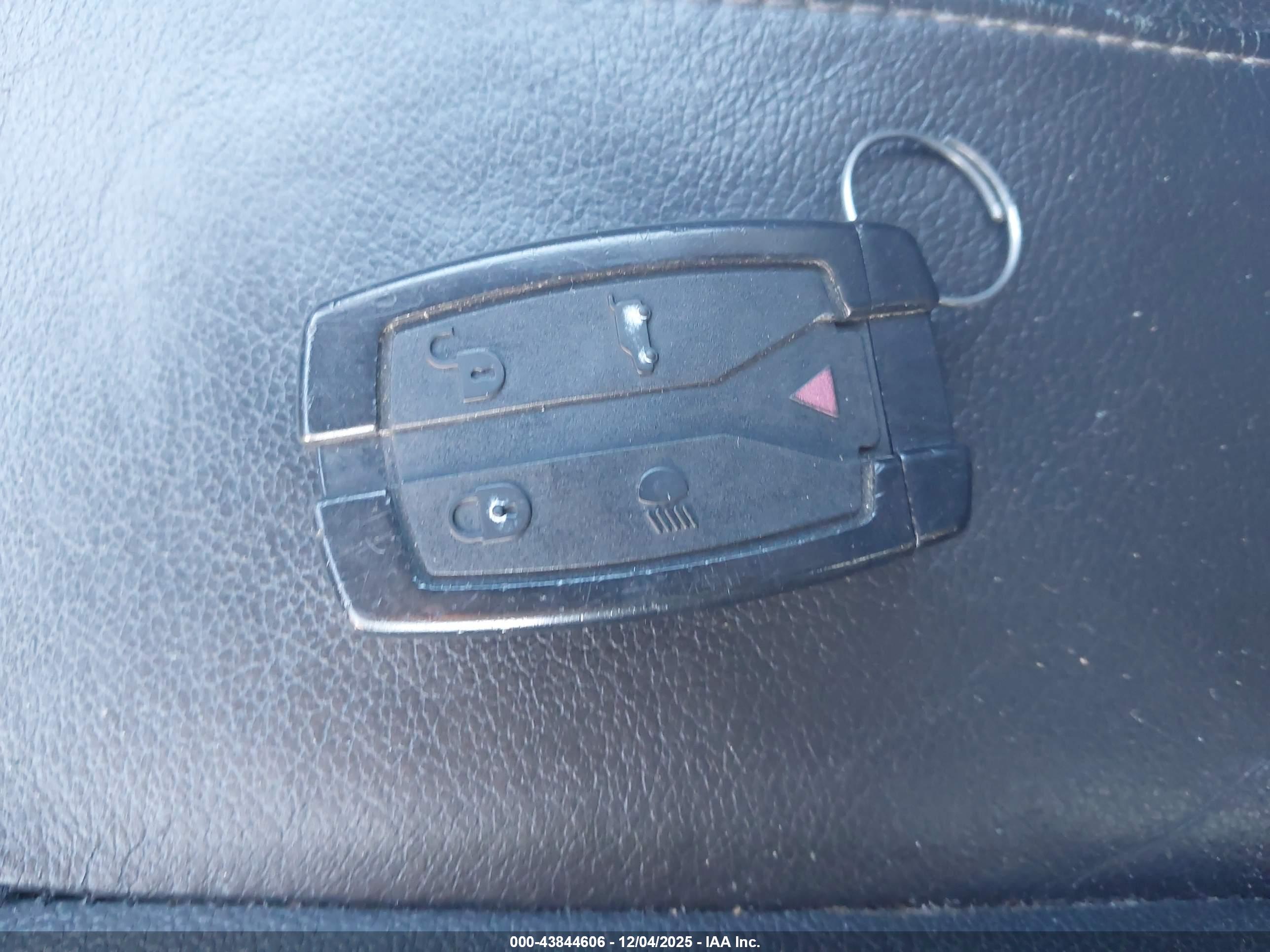 LAND ROVER image 11