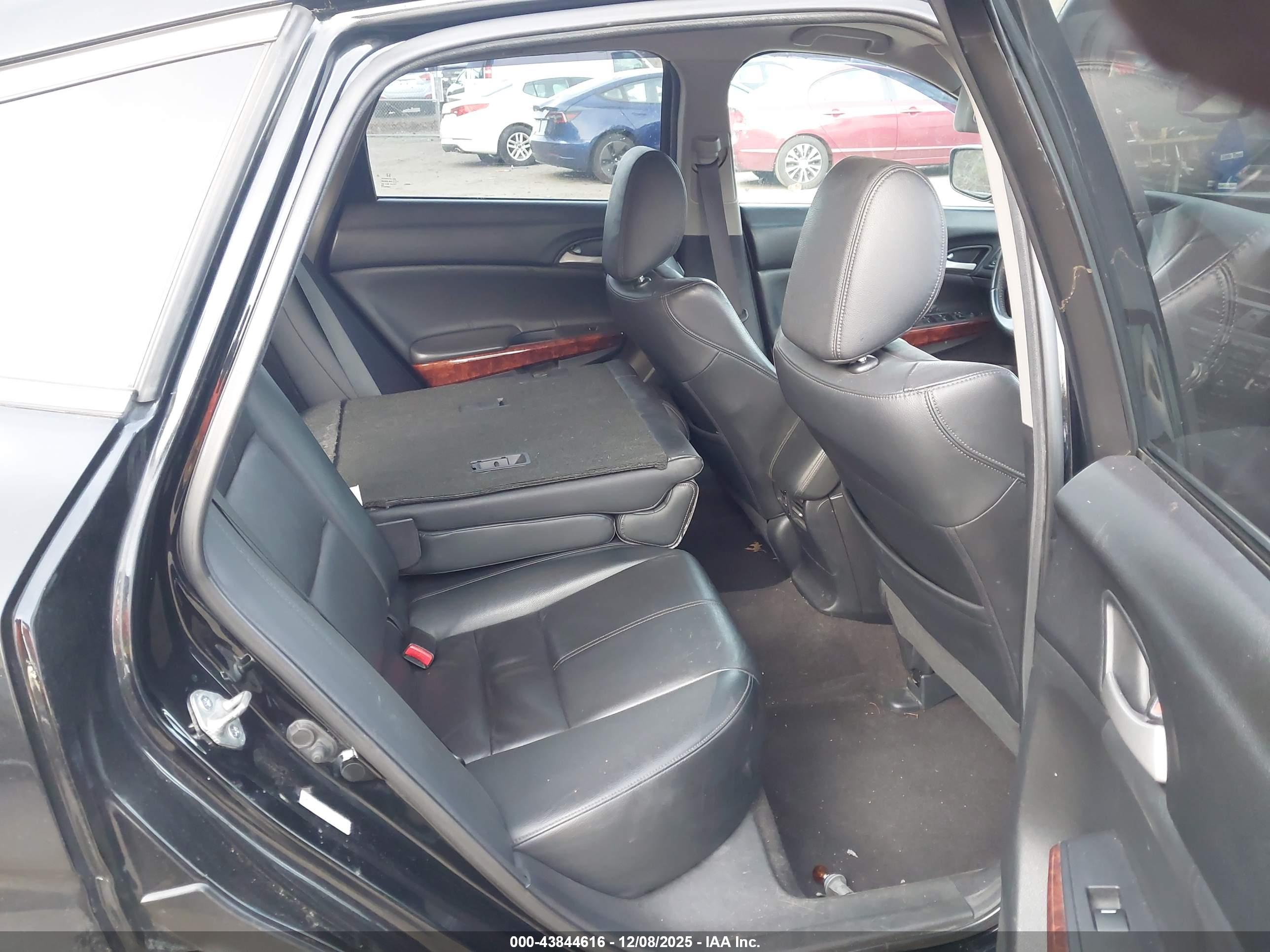 HONDA CROSSTOUR image 8
