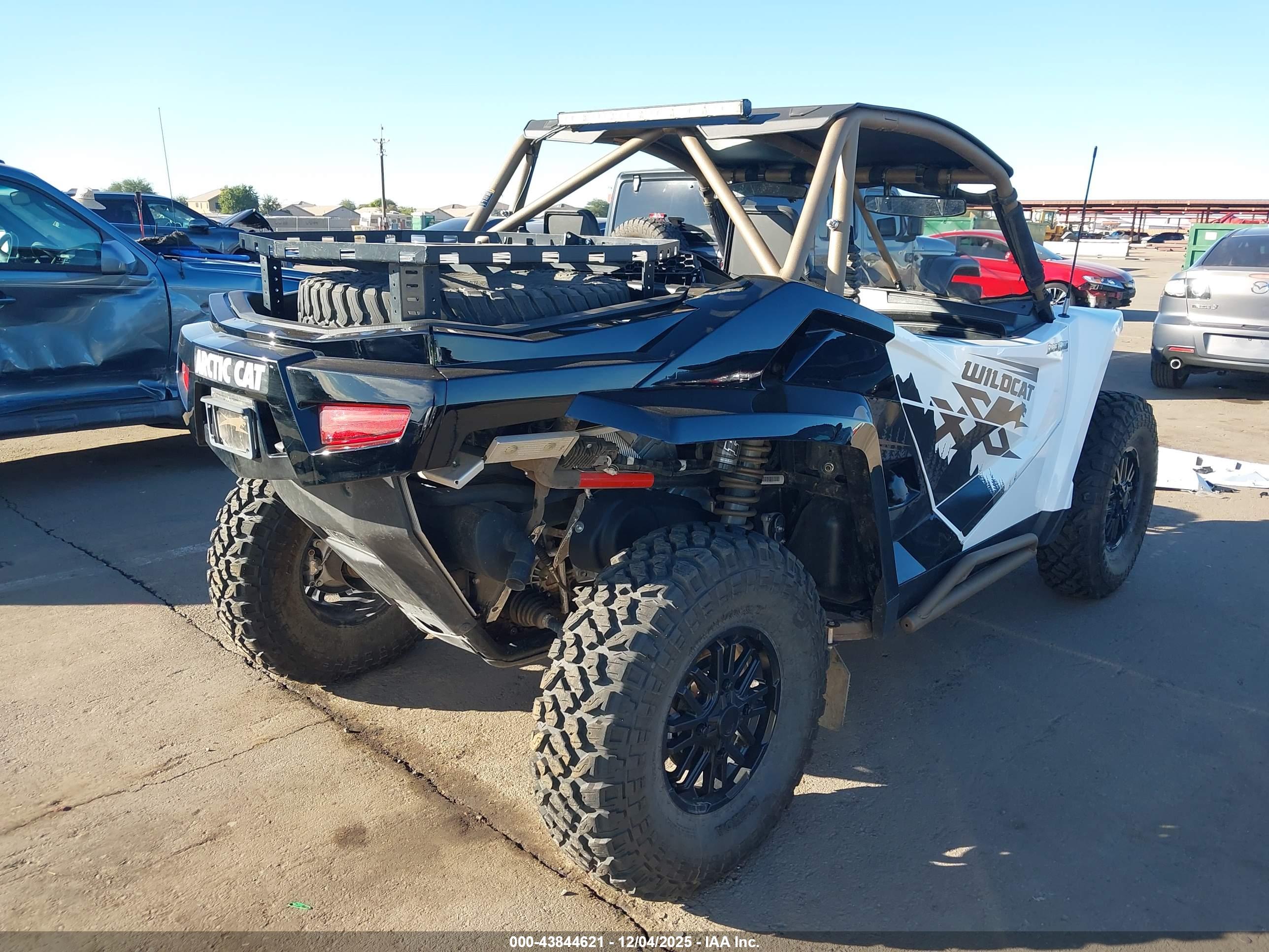 ARCTIC CAT image 4