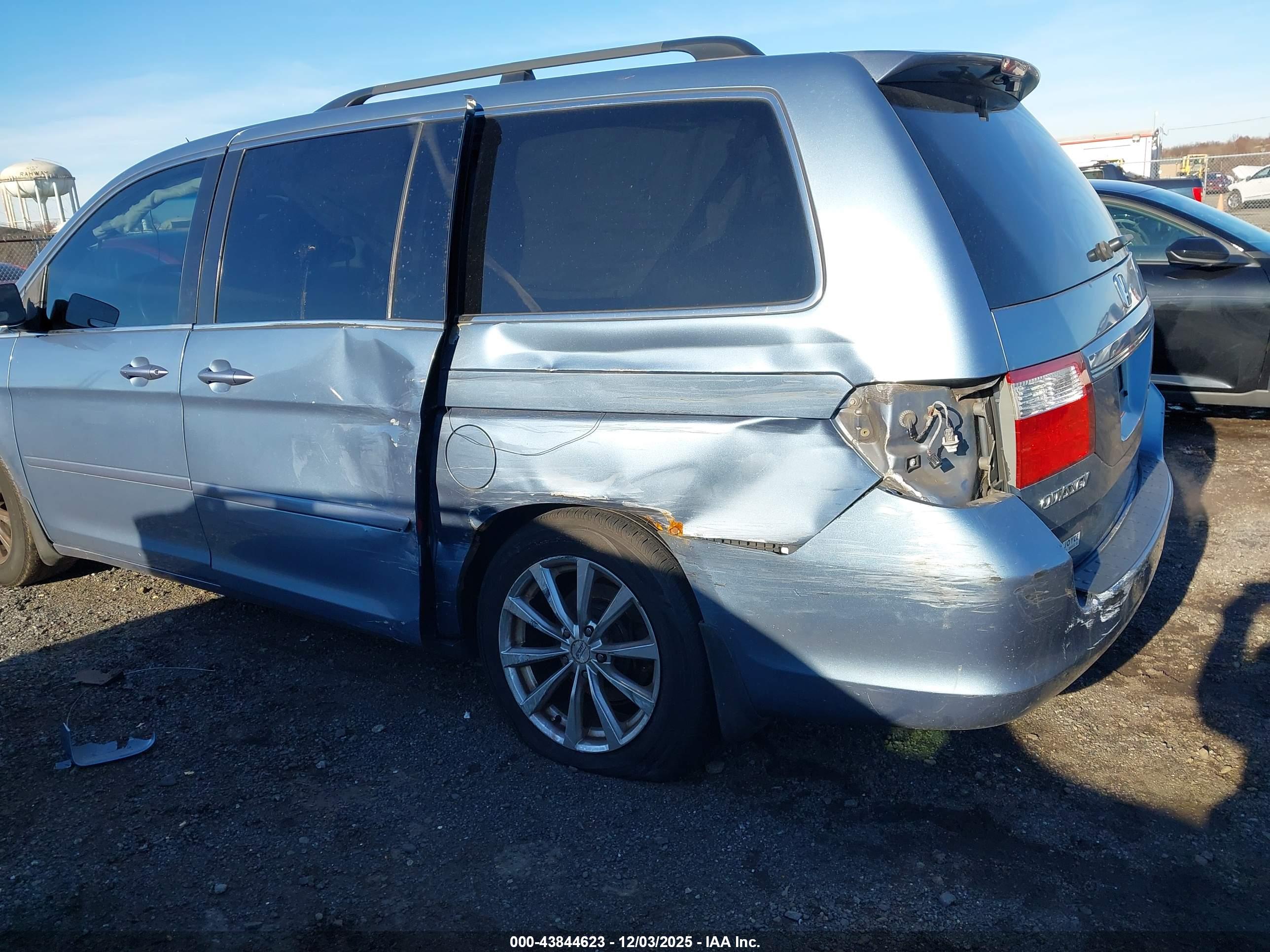 HONDA ODYSSEY image 6