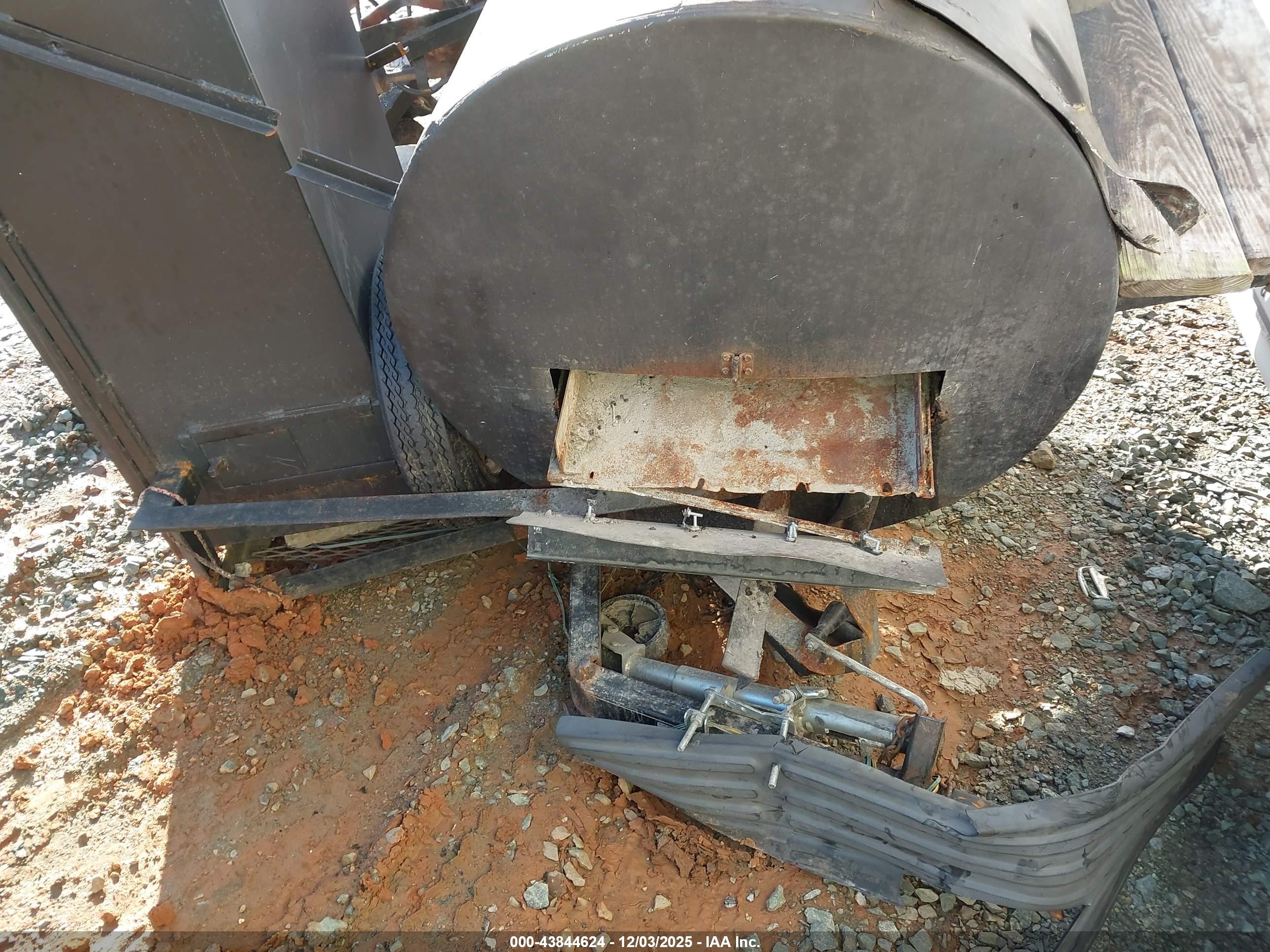 UTILITY HOMEMADE image 6