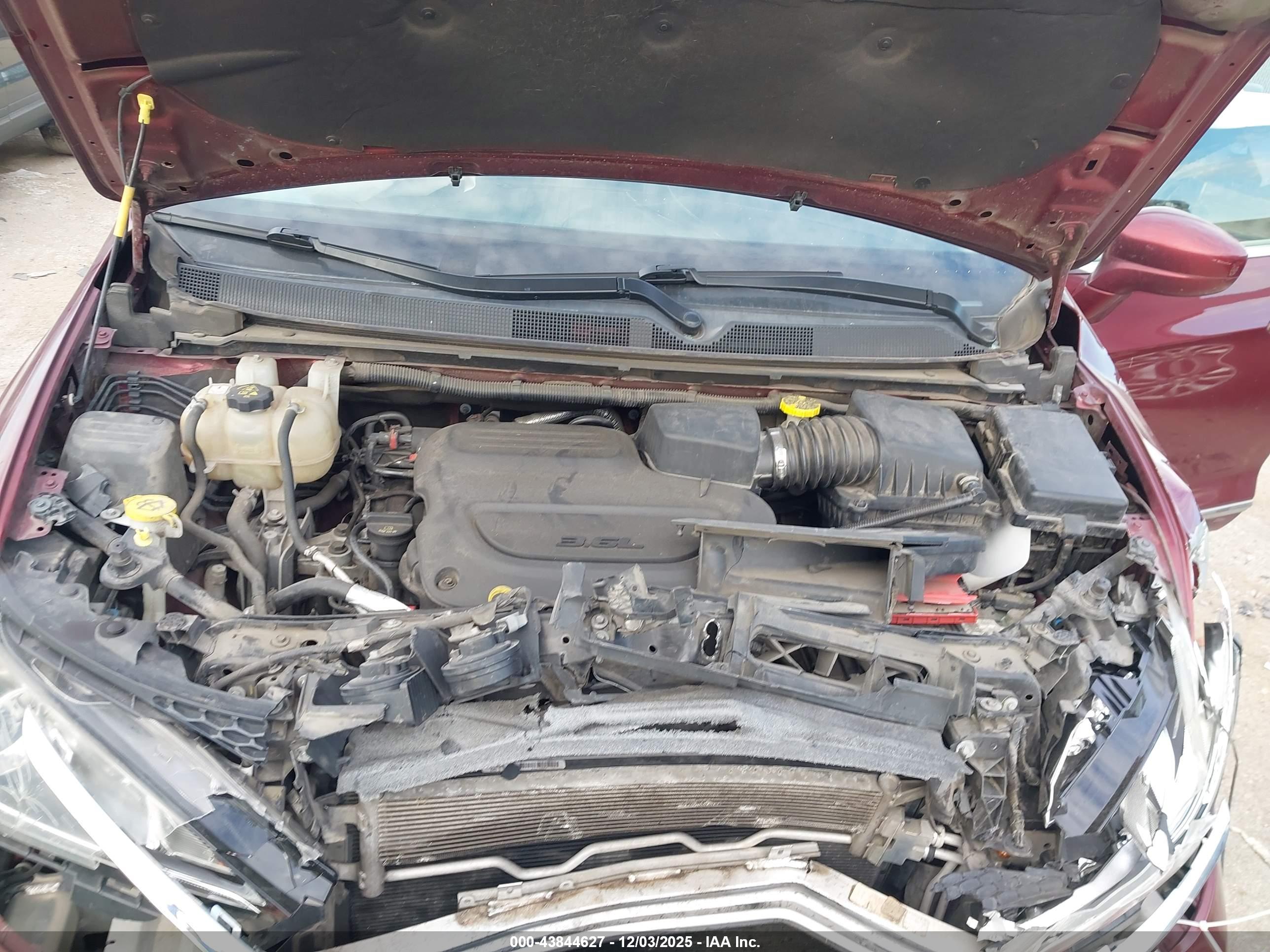 CHRYSLER PACIFICA image 10