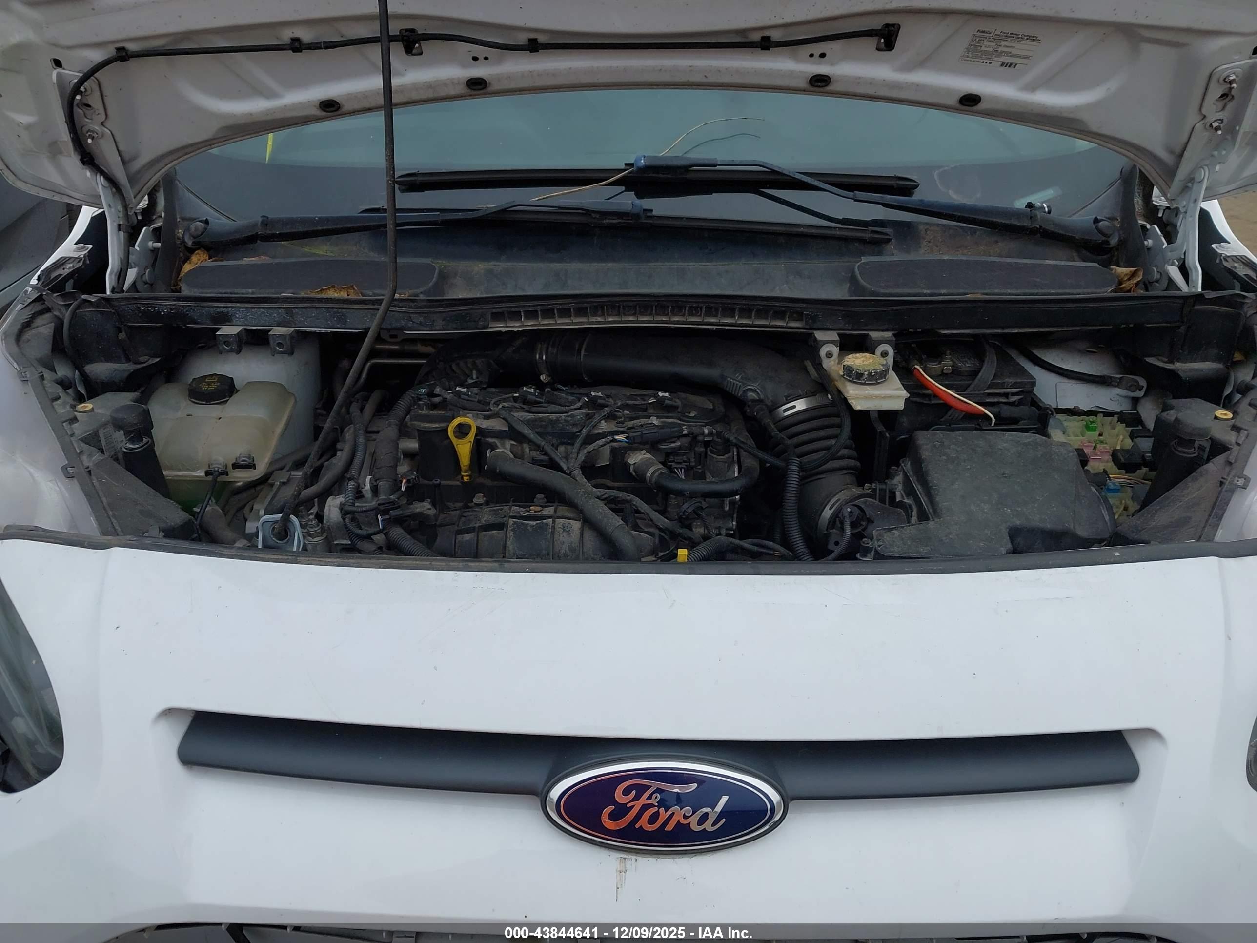 FORD TRANSIT image 10