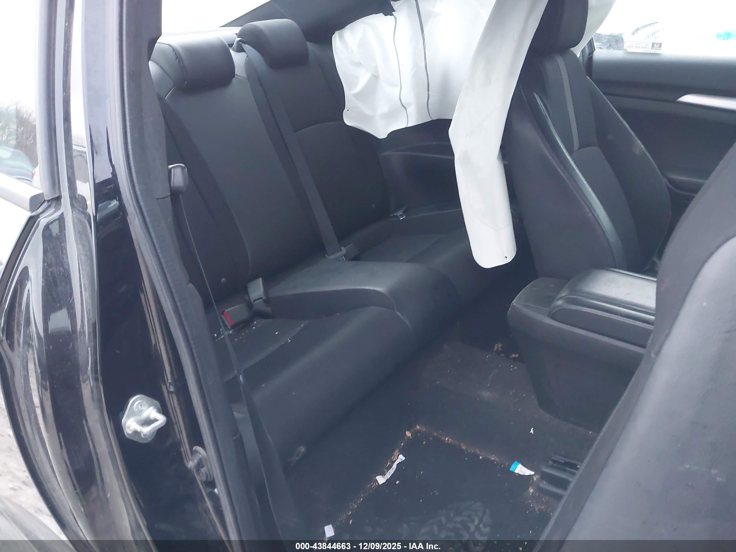 HONDA CIVIC image 8