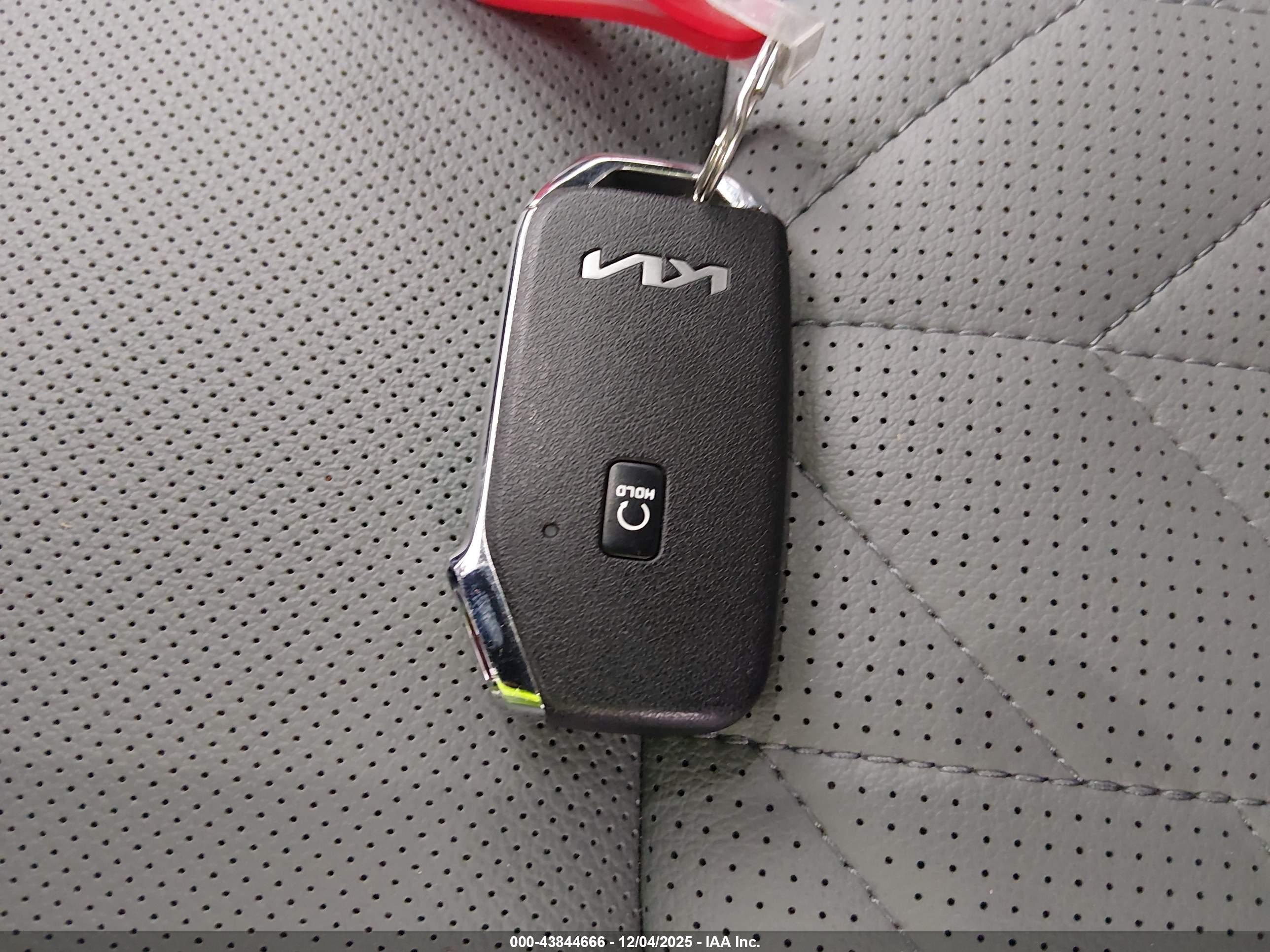 KIA SPORTAGE image 11