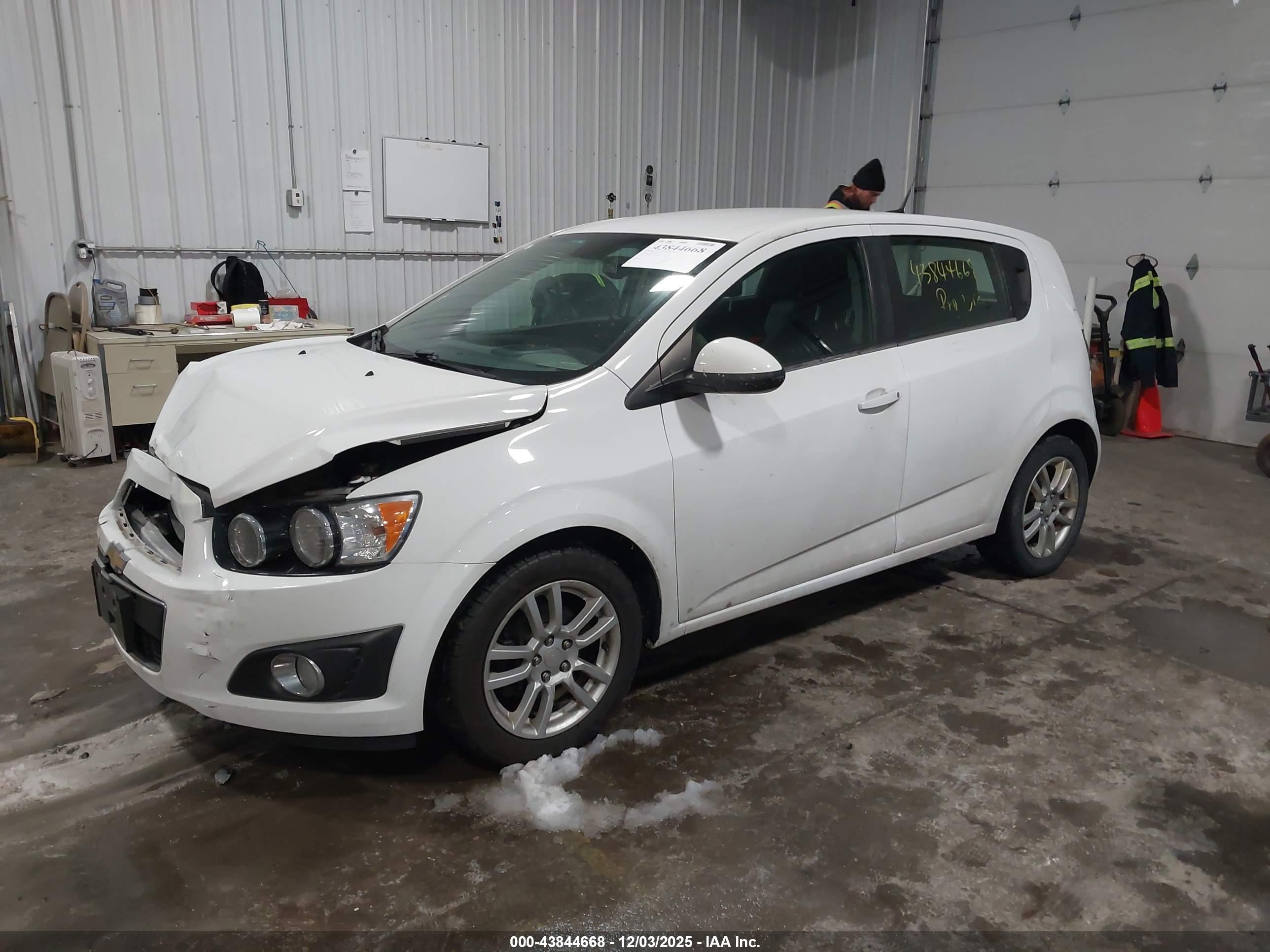 CHEVROLET SONIC image 2