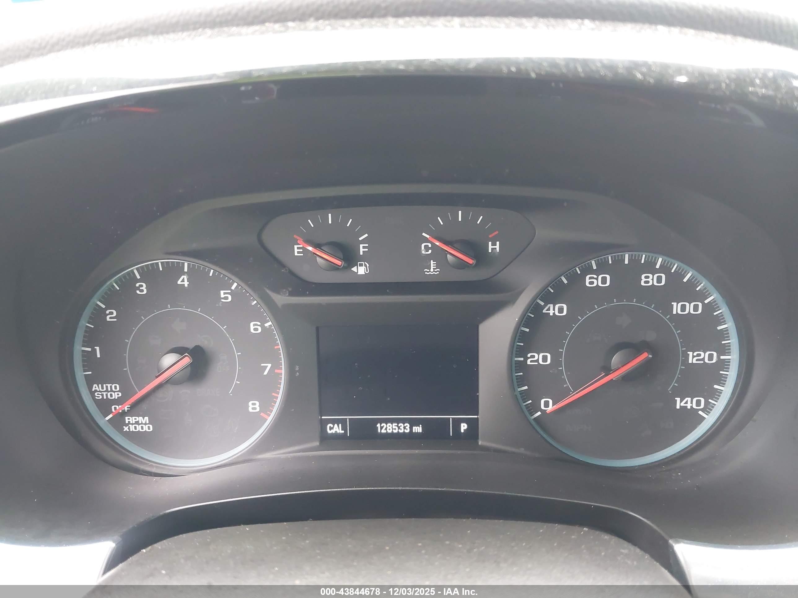 CHEVROLET TRAVERSE image 7
