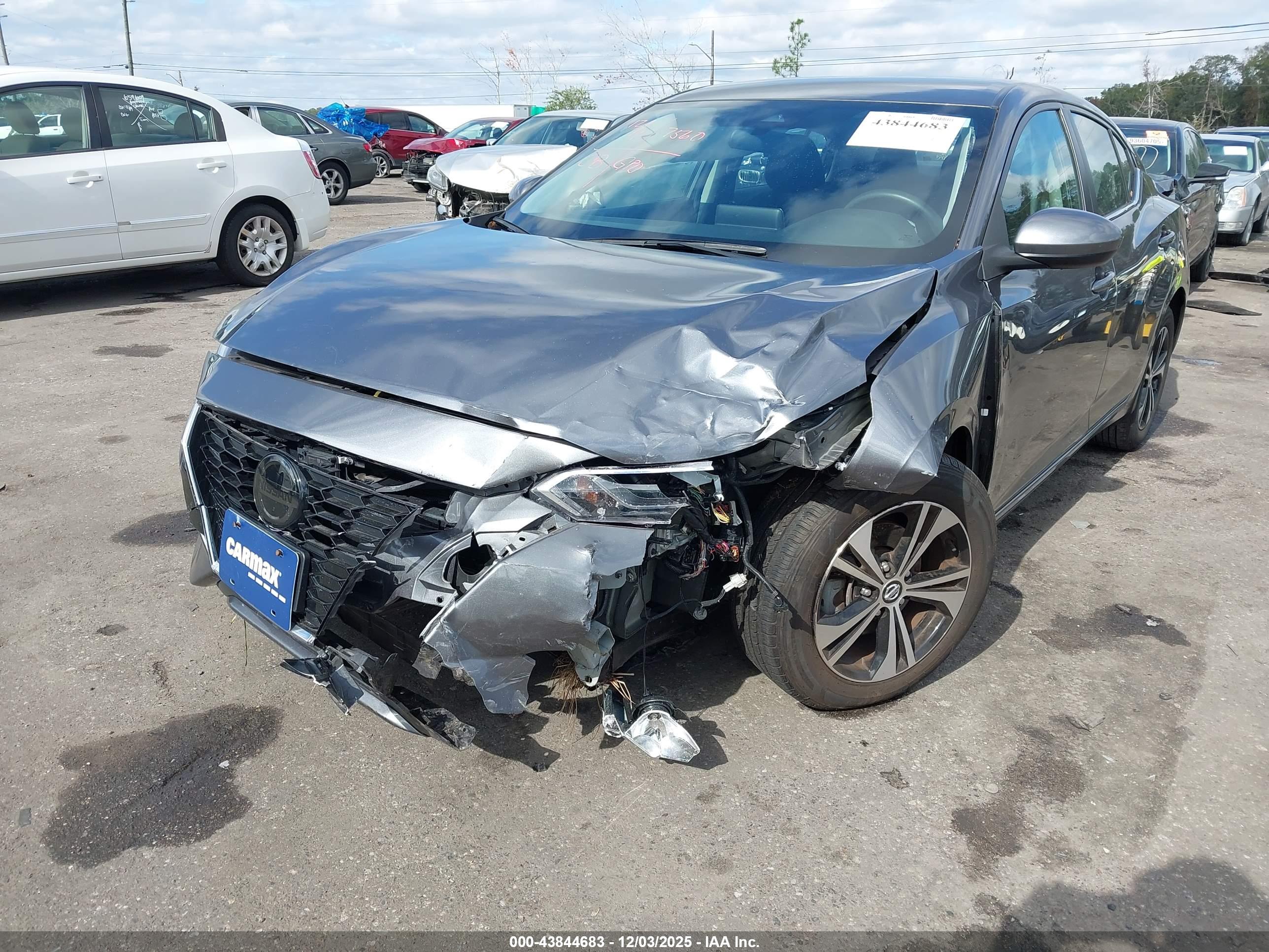 NISSAN SENTRA image 6