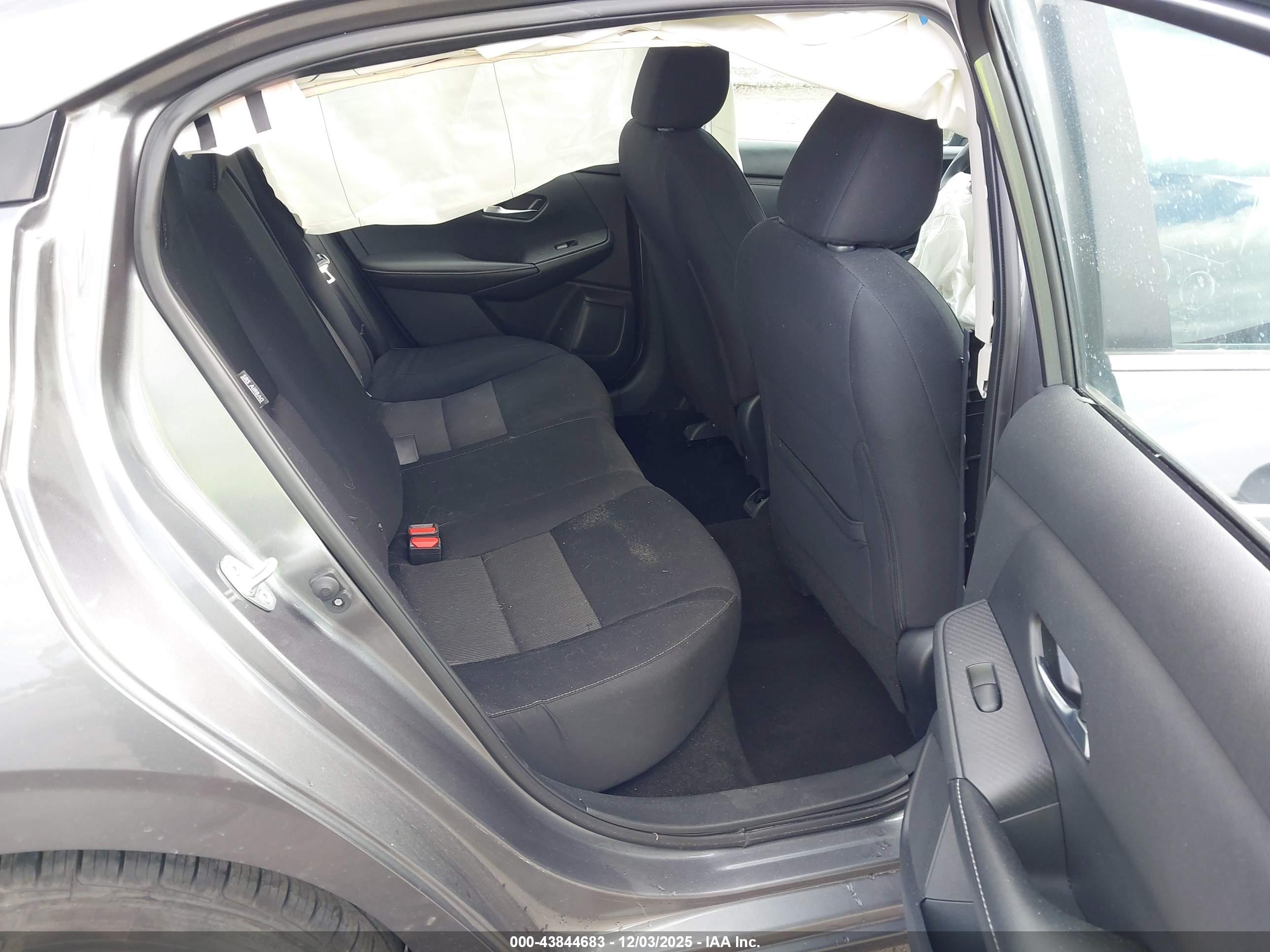 NISSAN SENTRA image 8