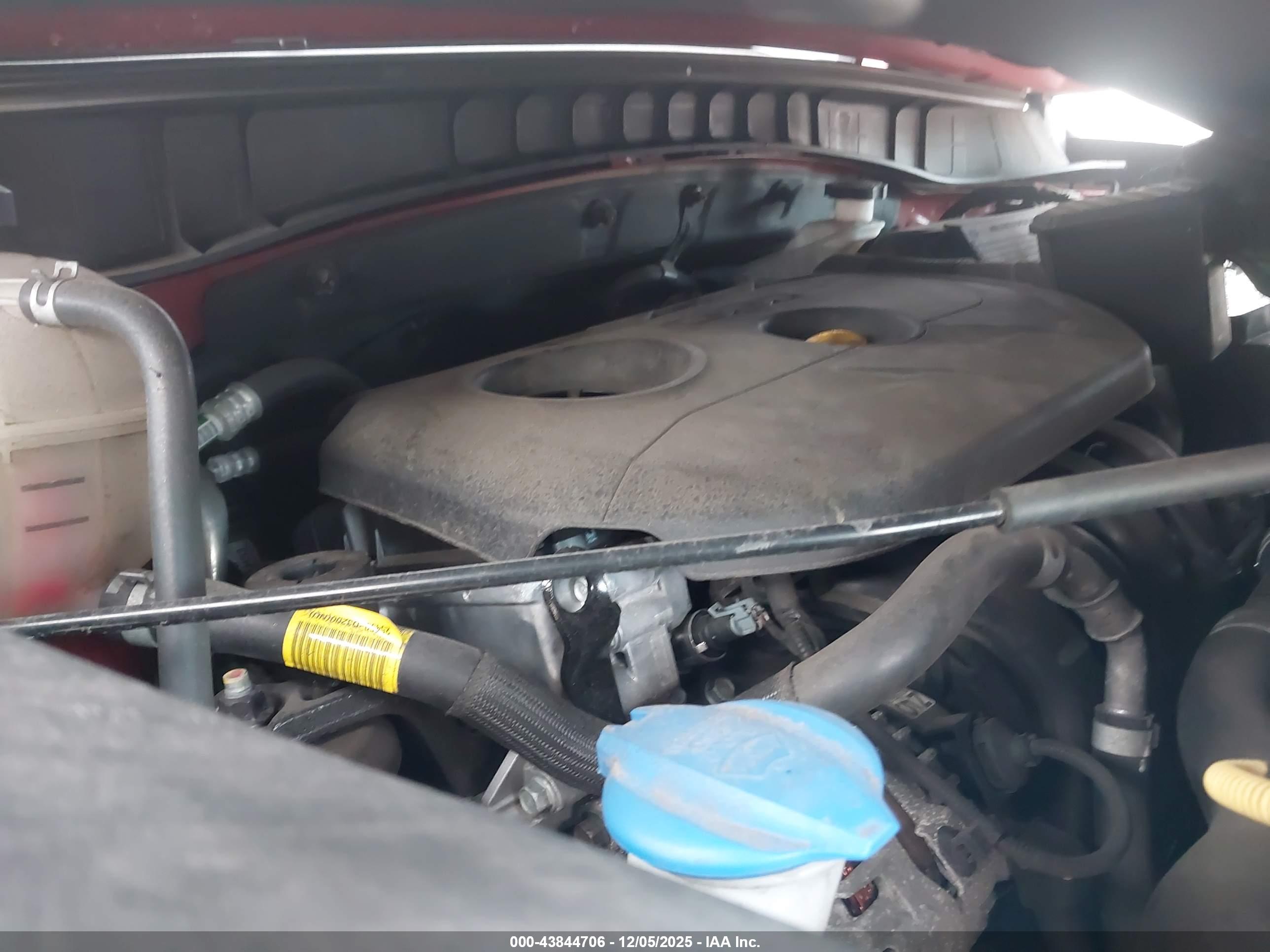 HYUNDAI TUCSON image 10