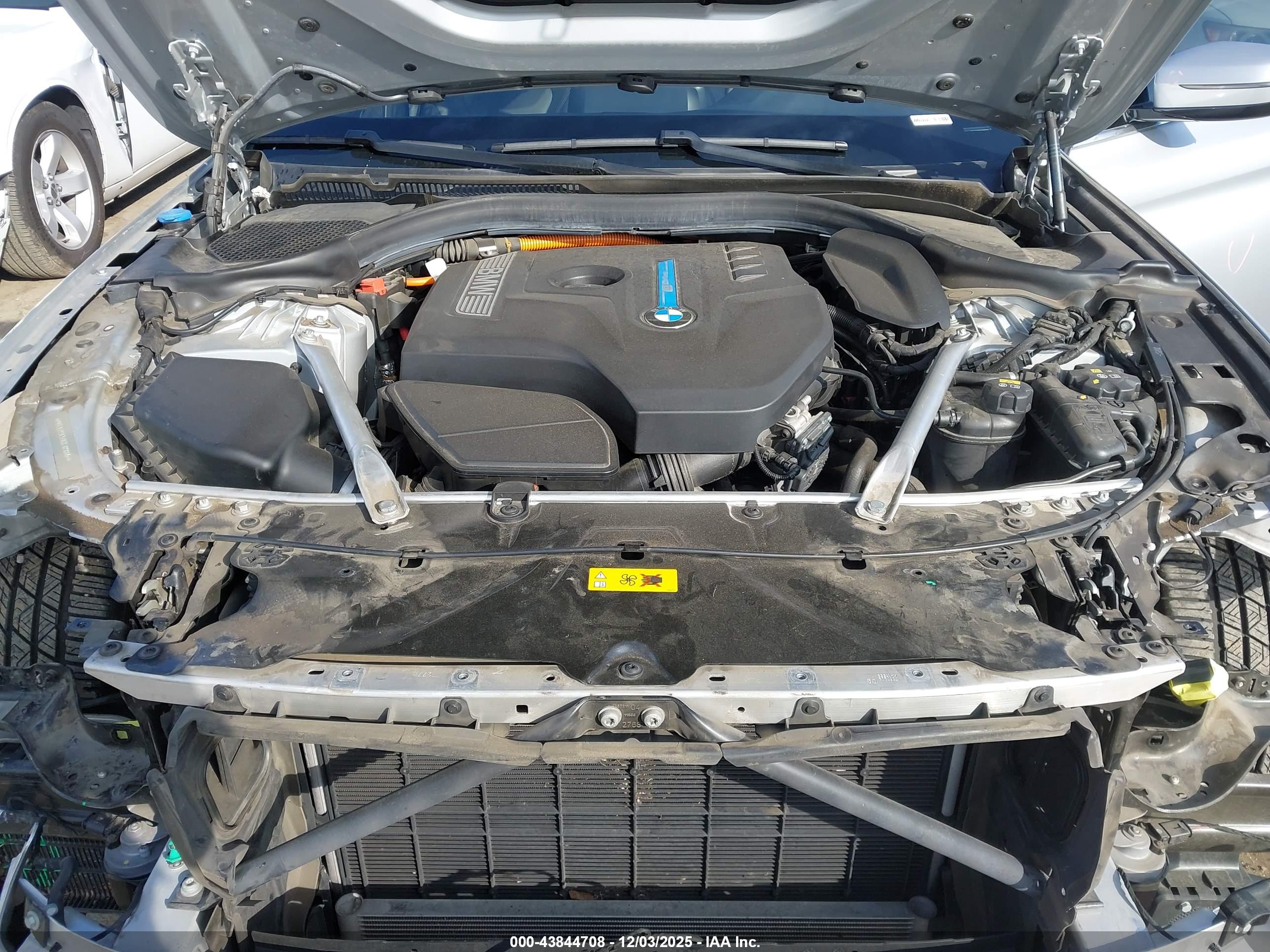 BMW 530E image 10
