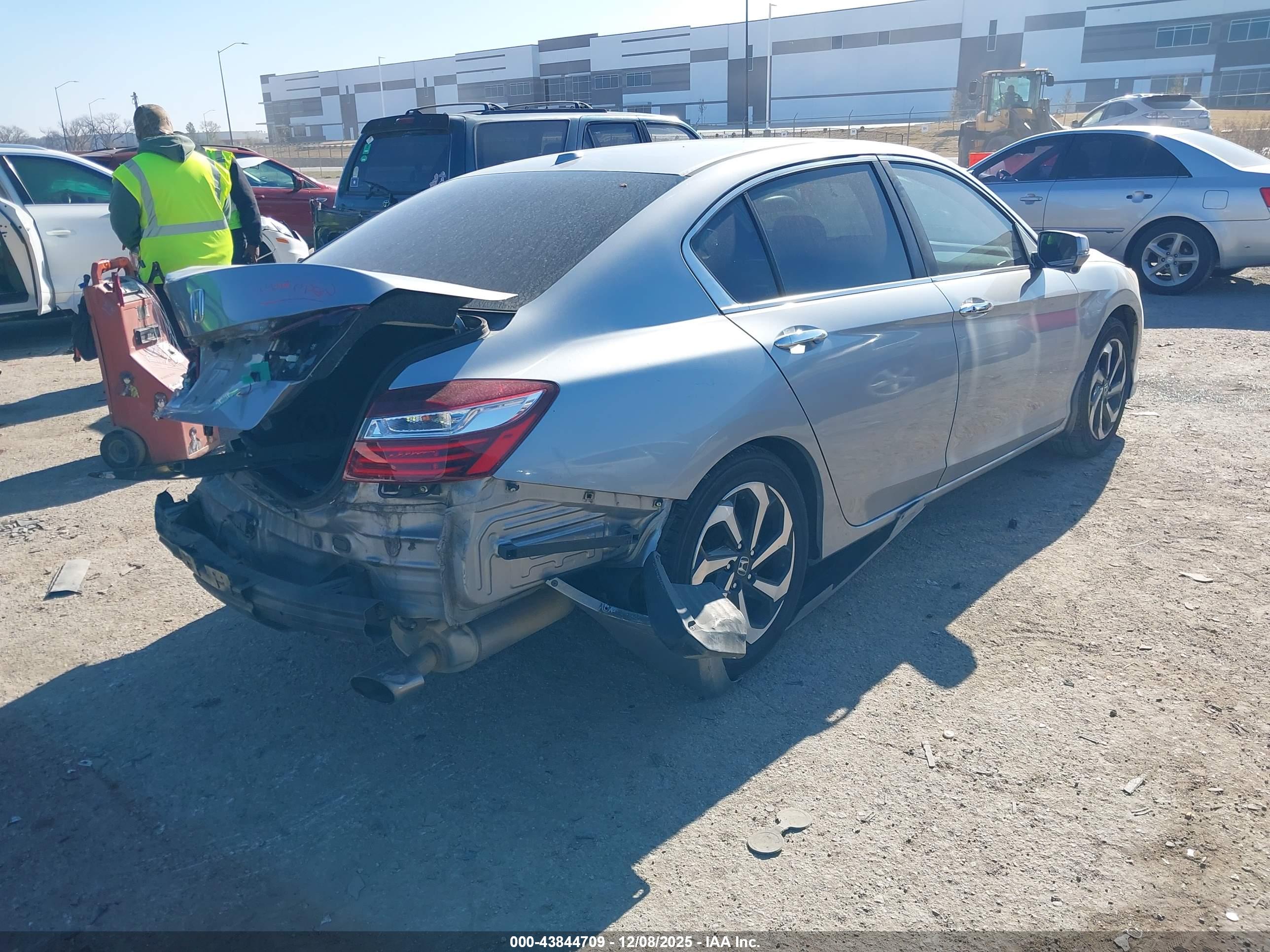 HONDA ACCORD image 4