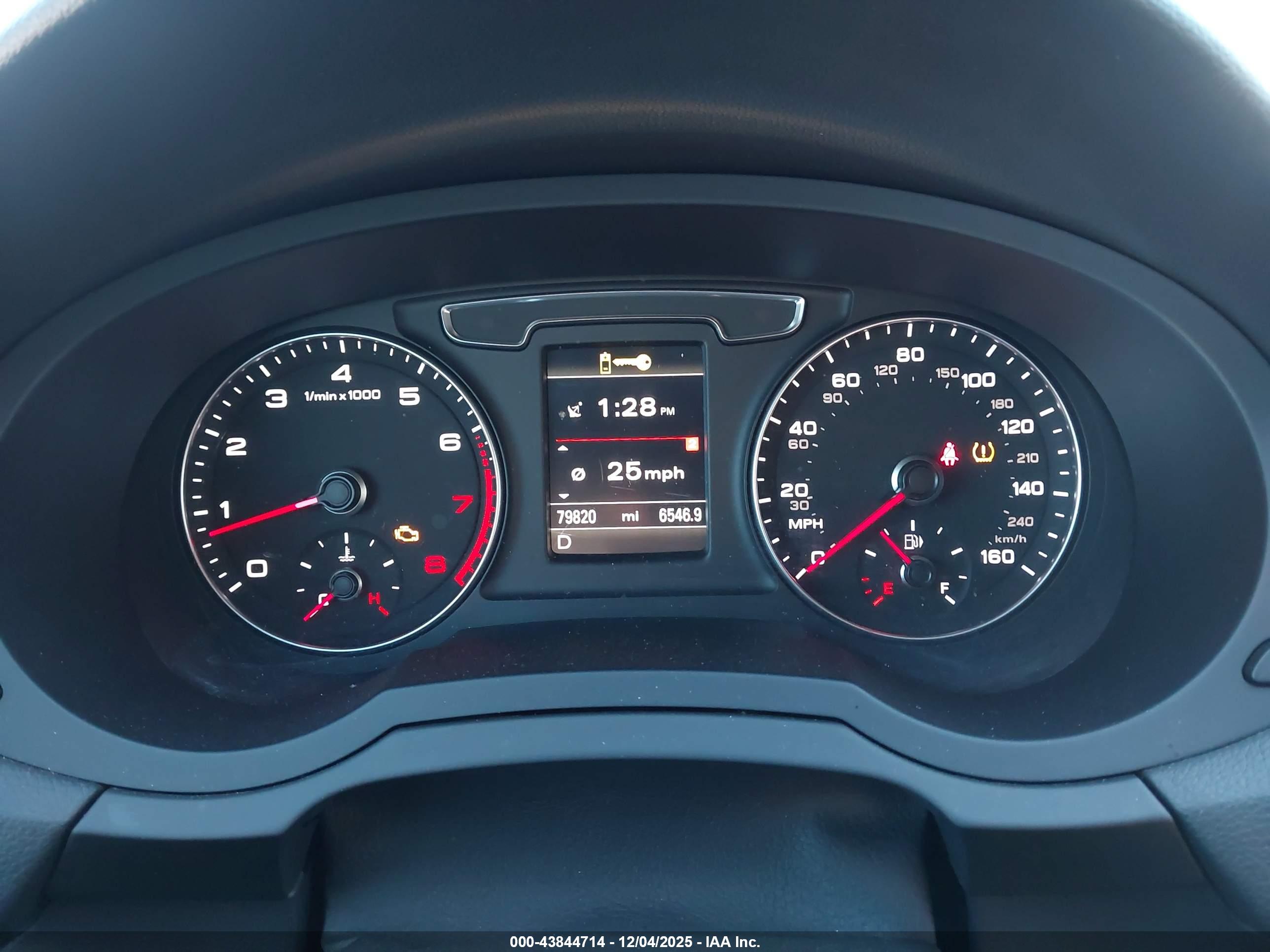 AUDI Q3 image 7