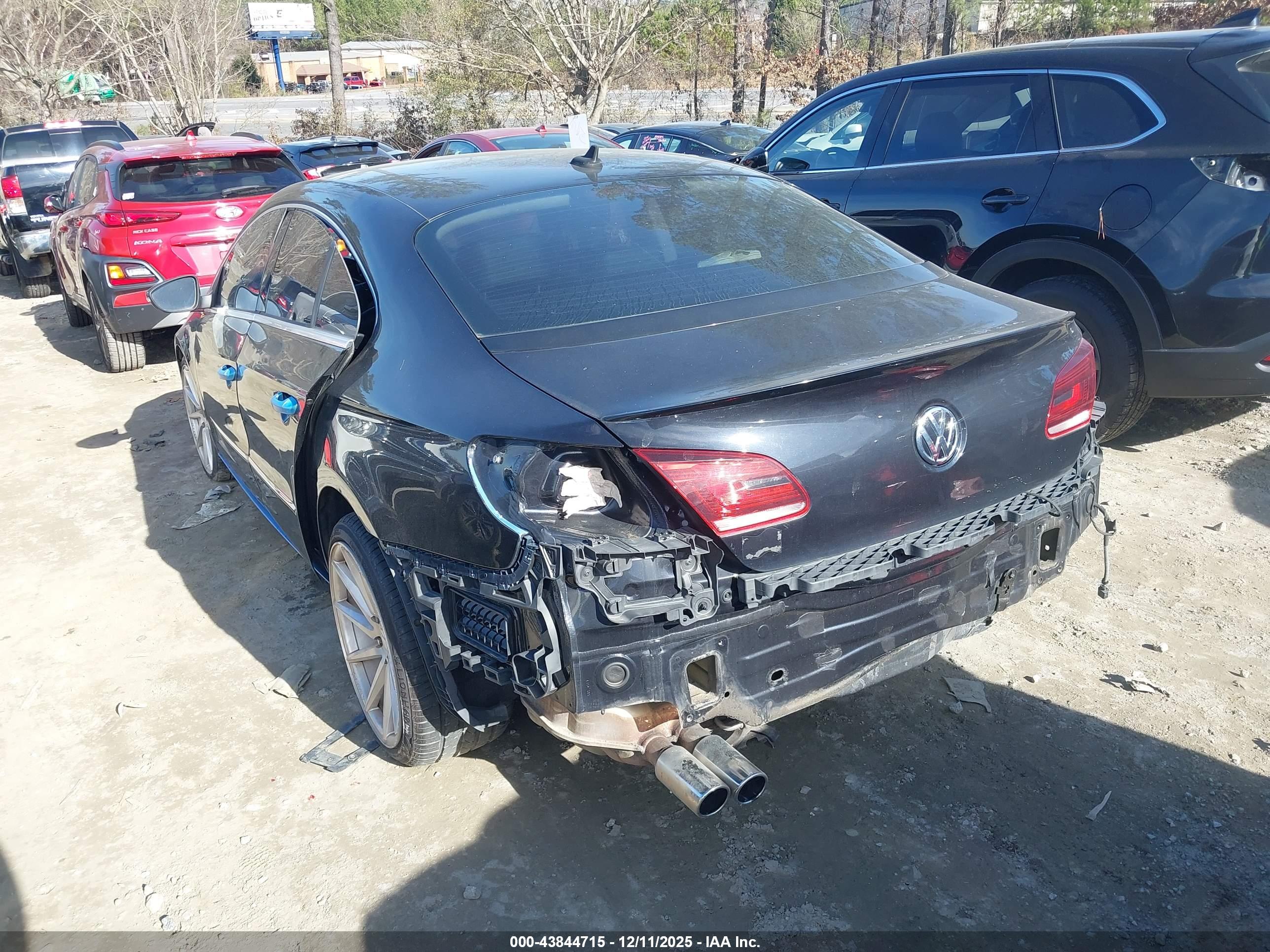 VOLKSWAGEN CC image 3