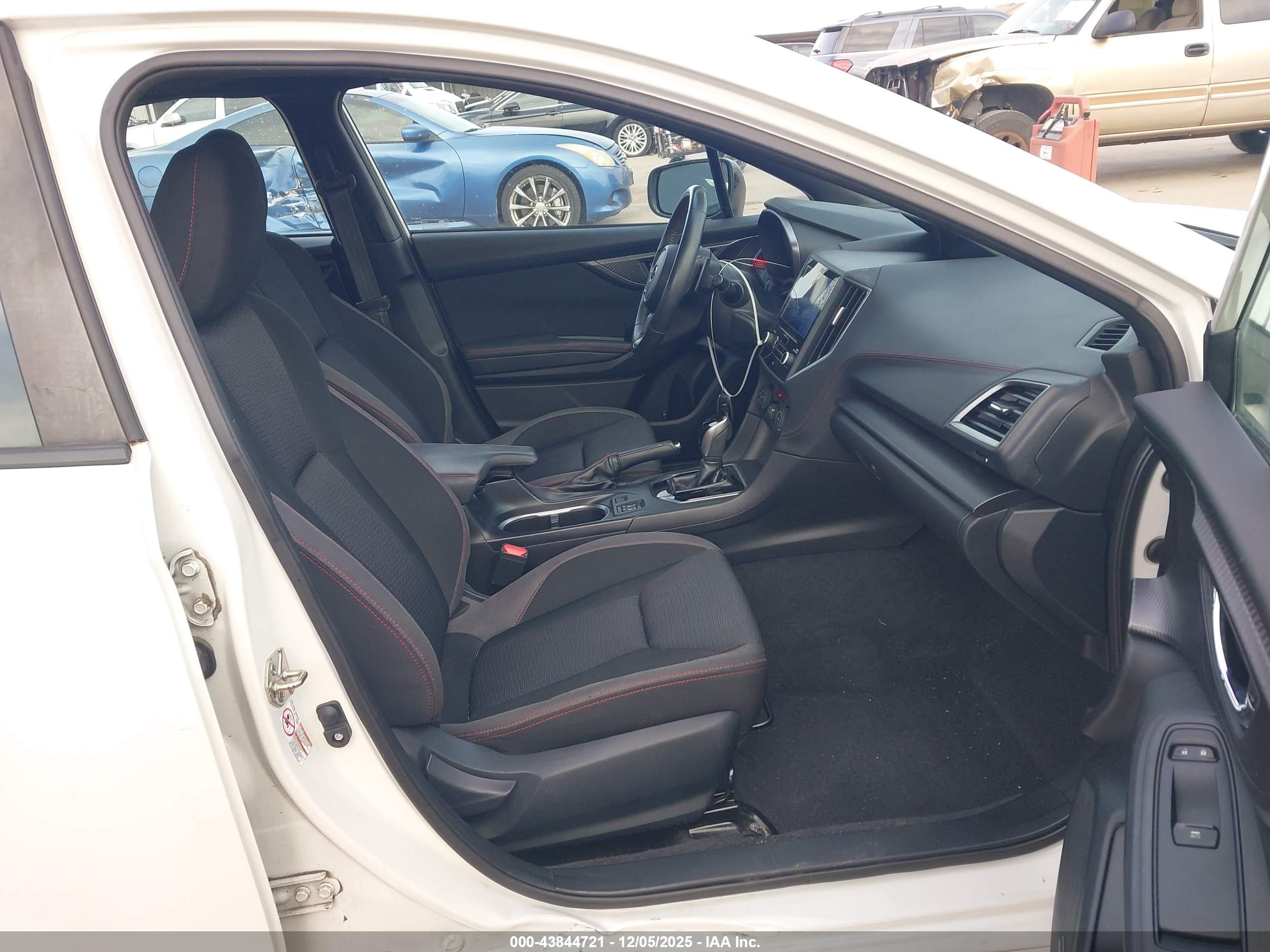 SUBARU IMPREZA image 5